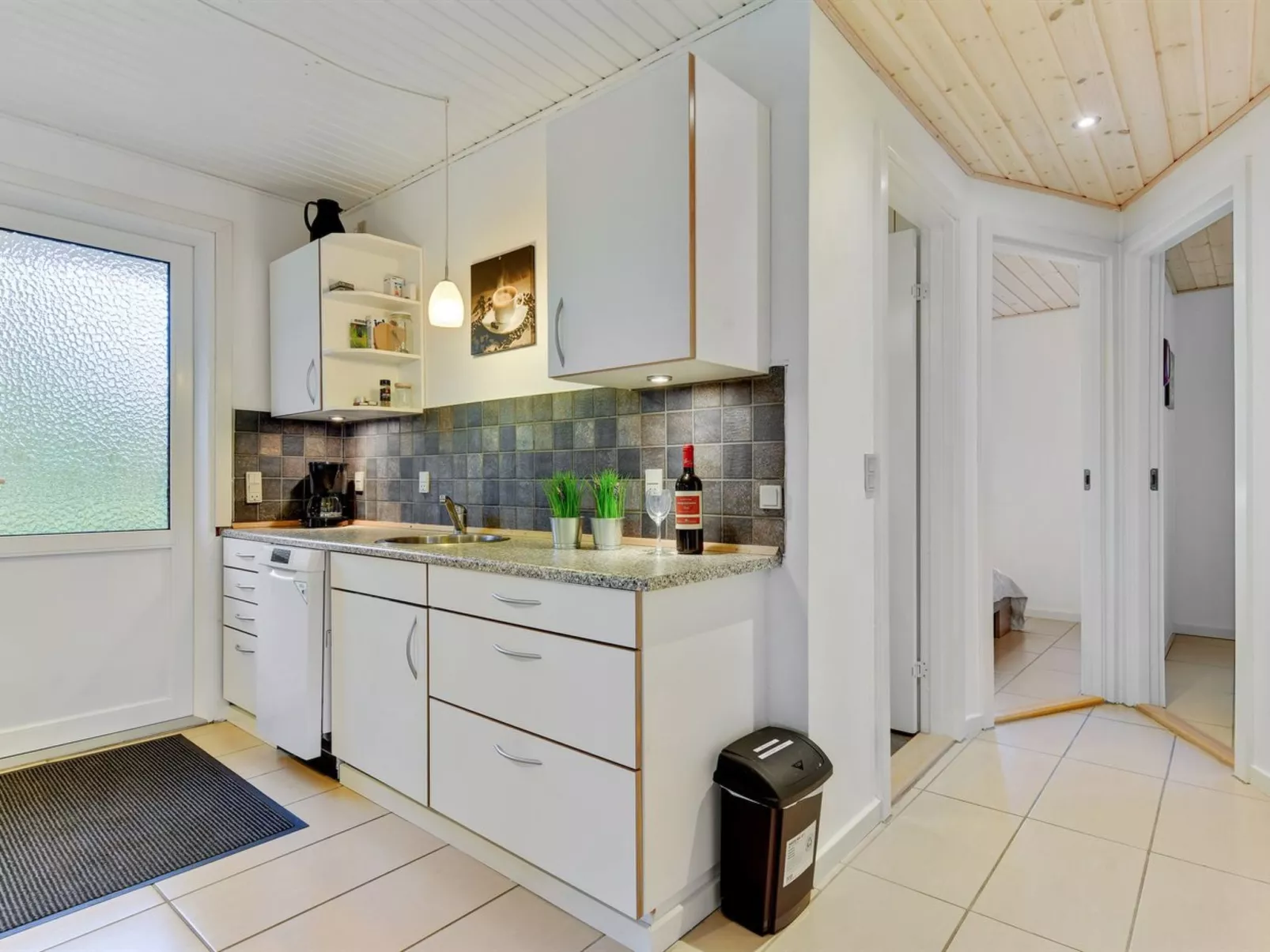 "Umen" - 300m from the sea-Inside