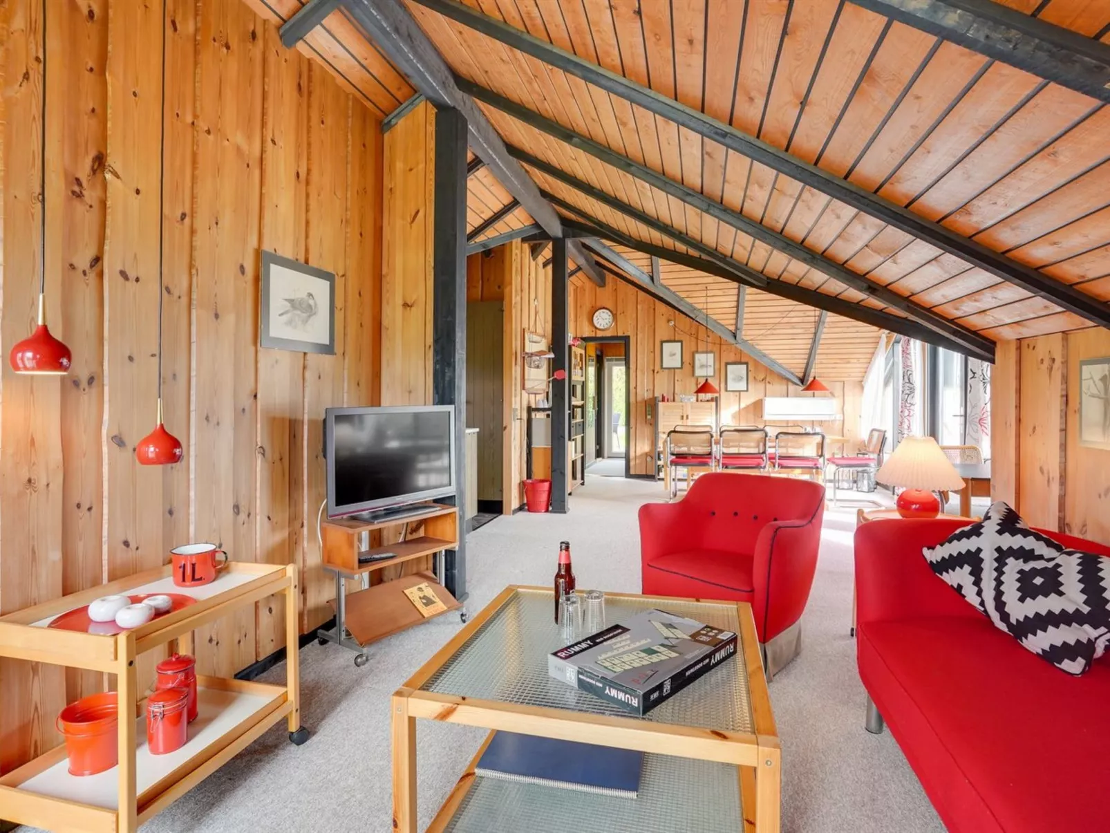 "Tenho" - 4.4km from the sea-Drinnen