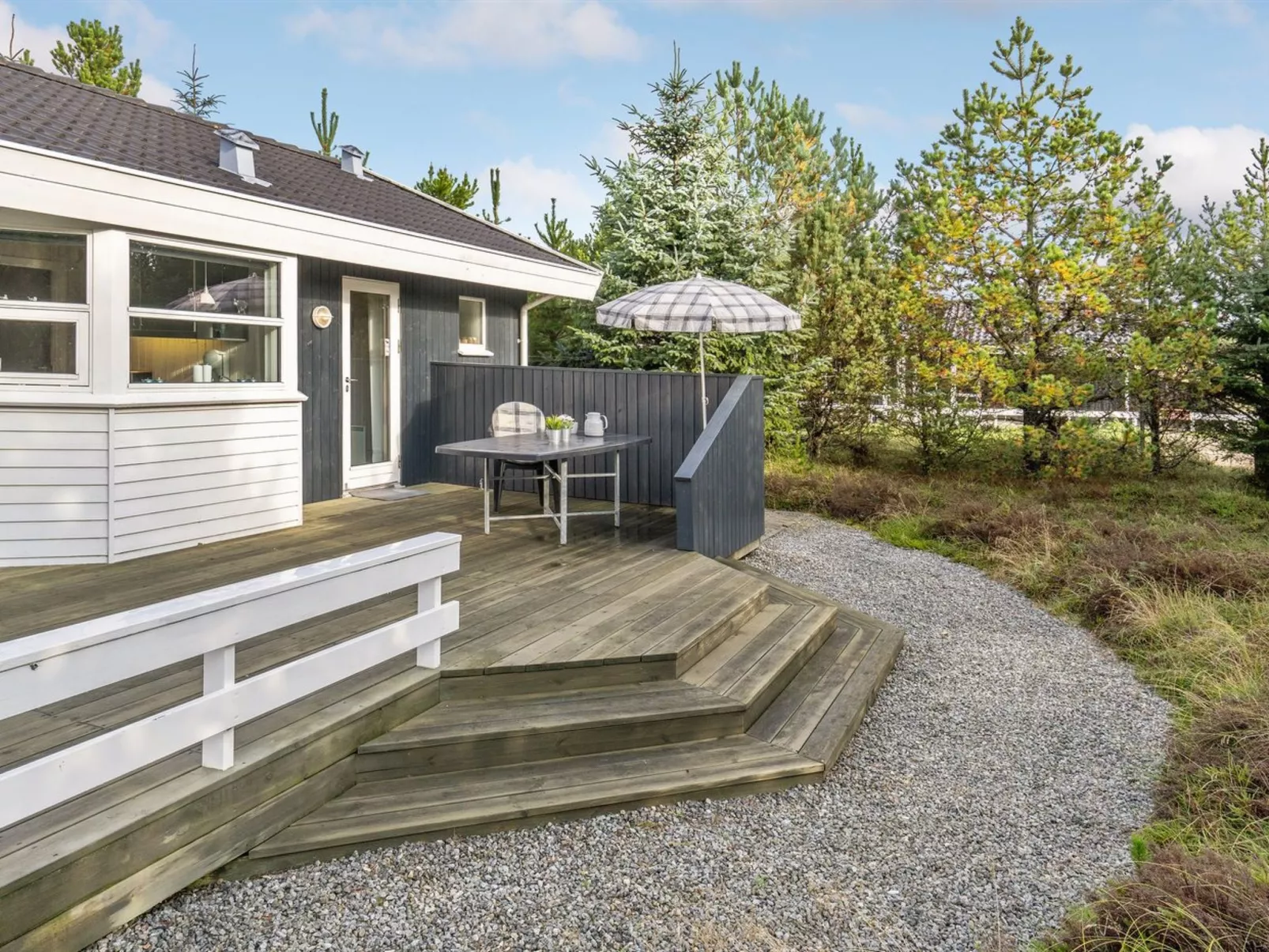 "Alethe" - 1km from the sea-Outside