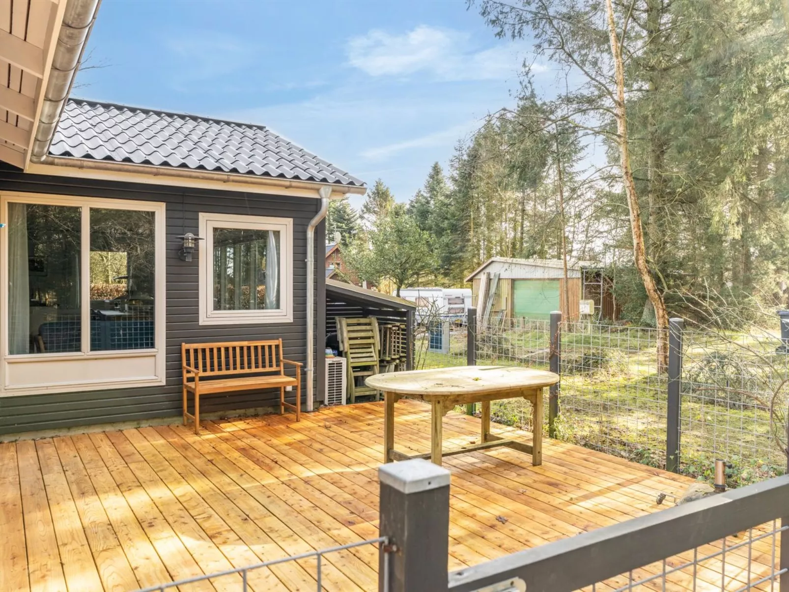 "Milan" - 250m to the fjord-Dehors