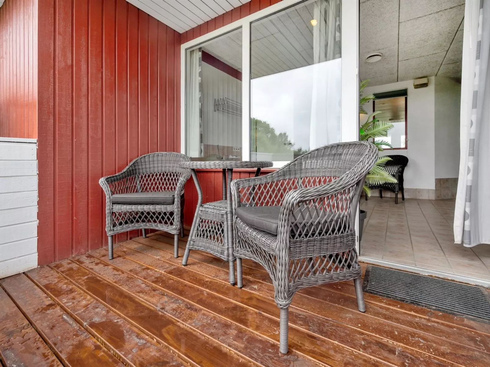 "Emly" - 1.1km from the sea-Dehors