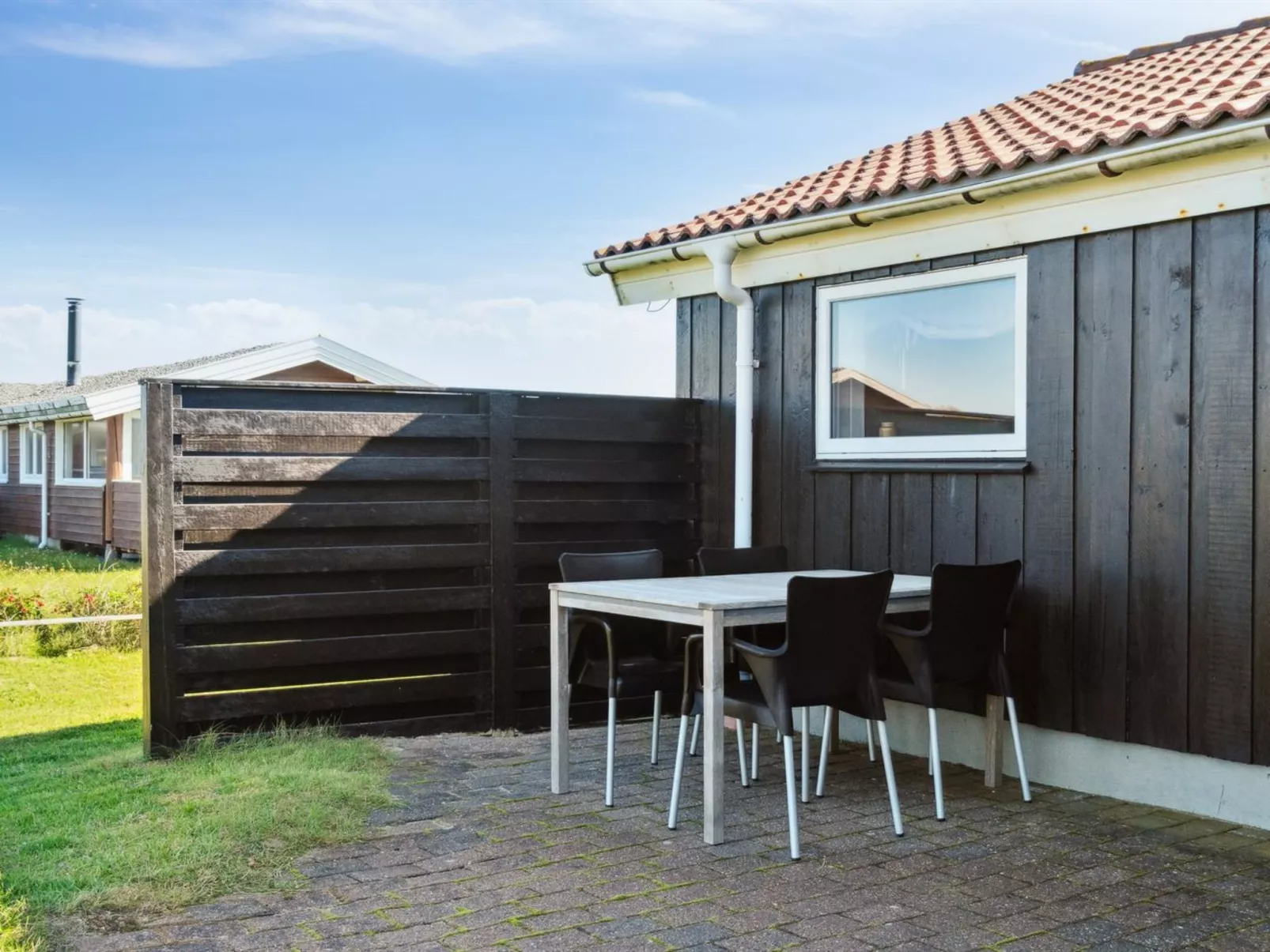 "Marissa" - 200m from the sea-Outside