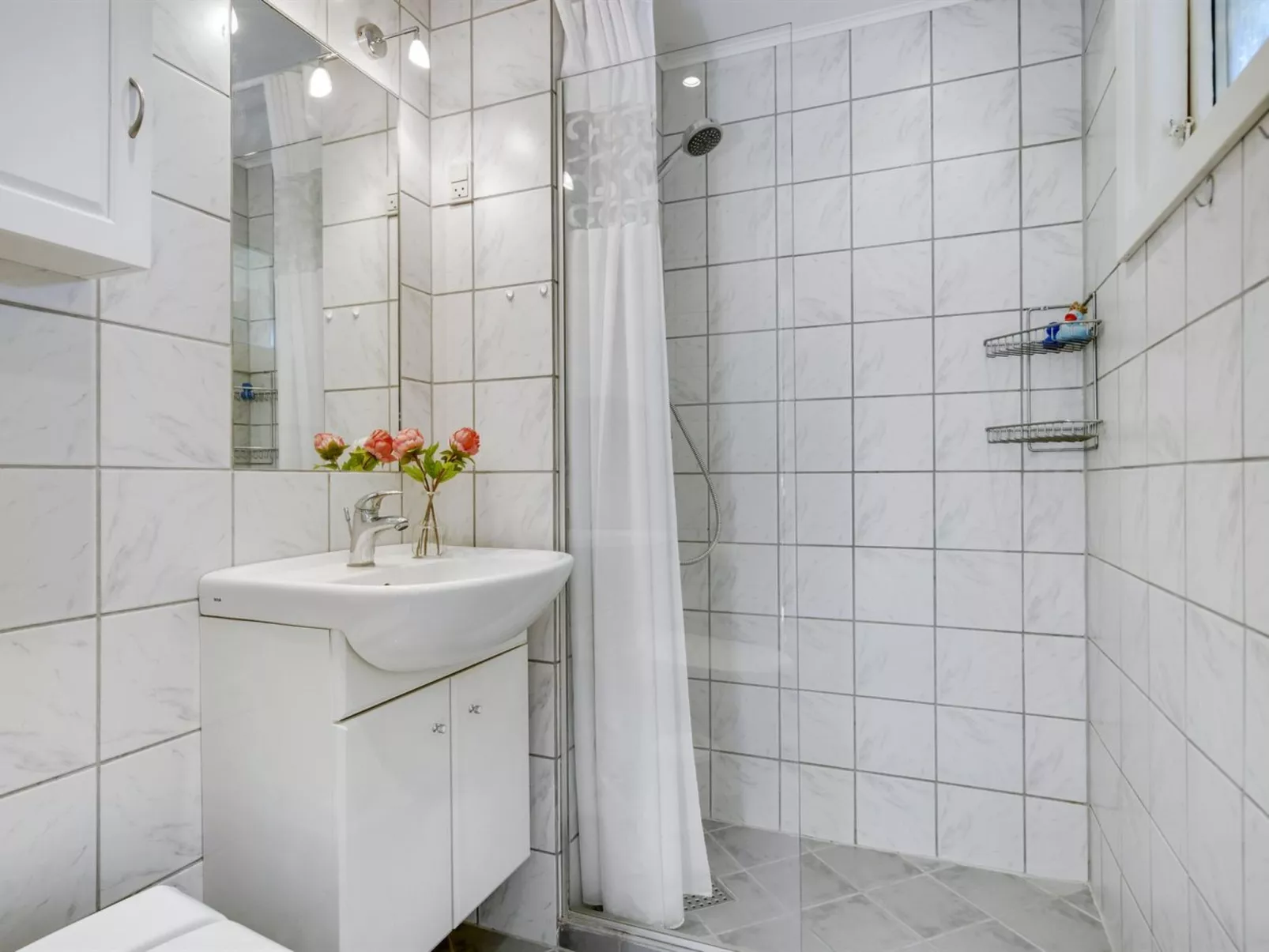 "Mile" - 260m from the sea-Inside