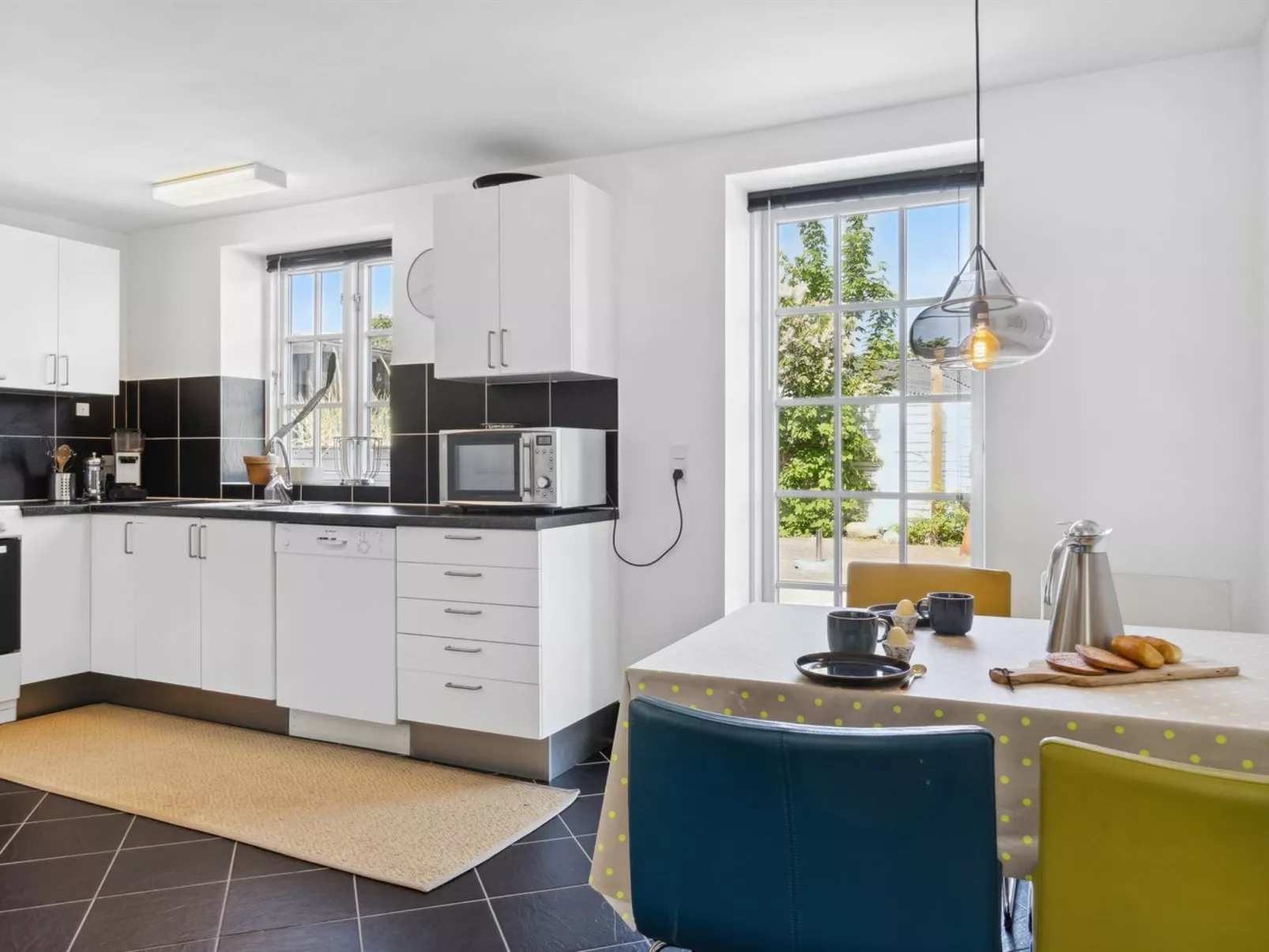 "Viivi" - 900m from the sea-Drinnen