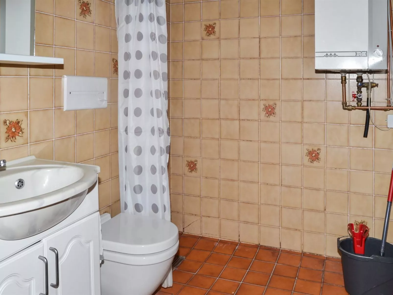 "Urmas" - 1km from the sea-Inside