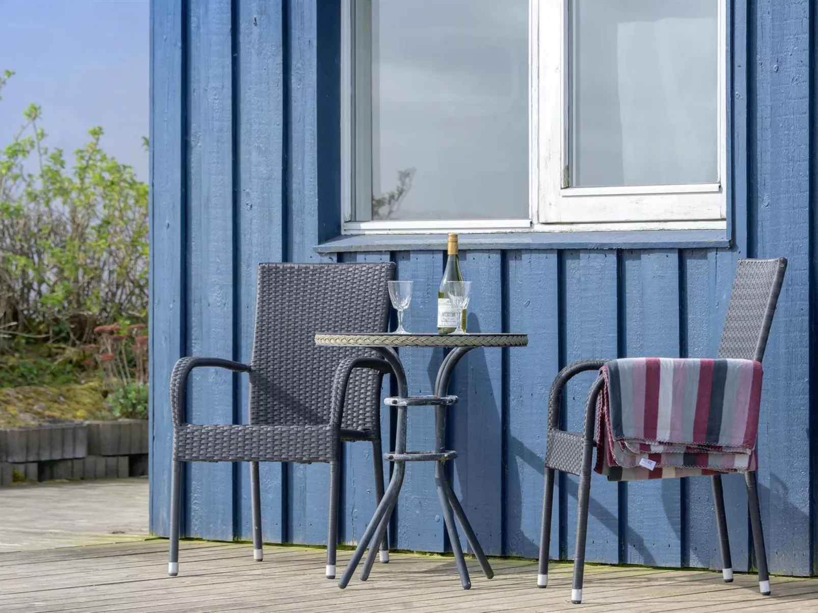 "Rajna" - 95m to the fjord-Outside