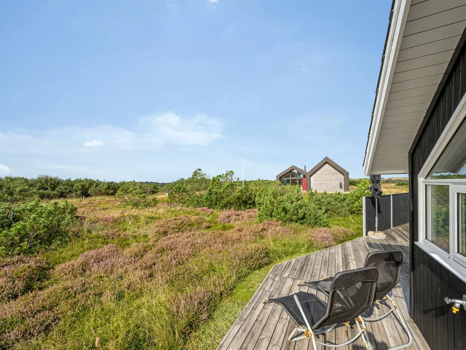 "Christan" - 1.2km from the sea-Outside