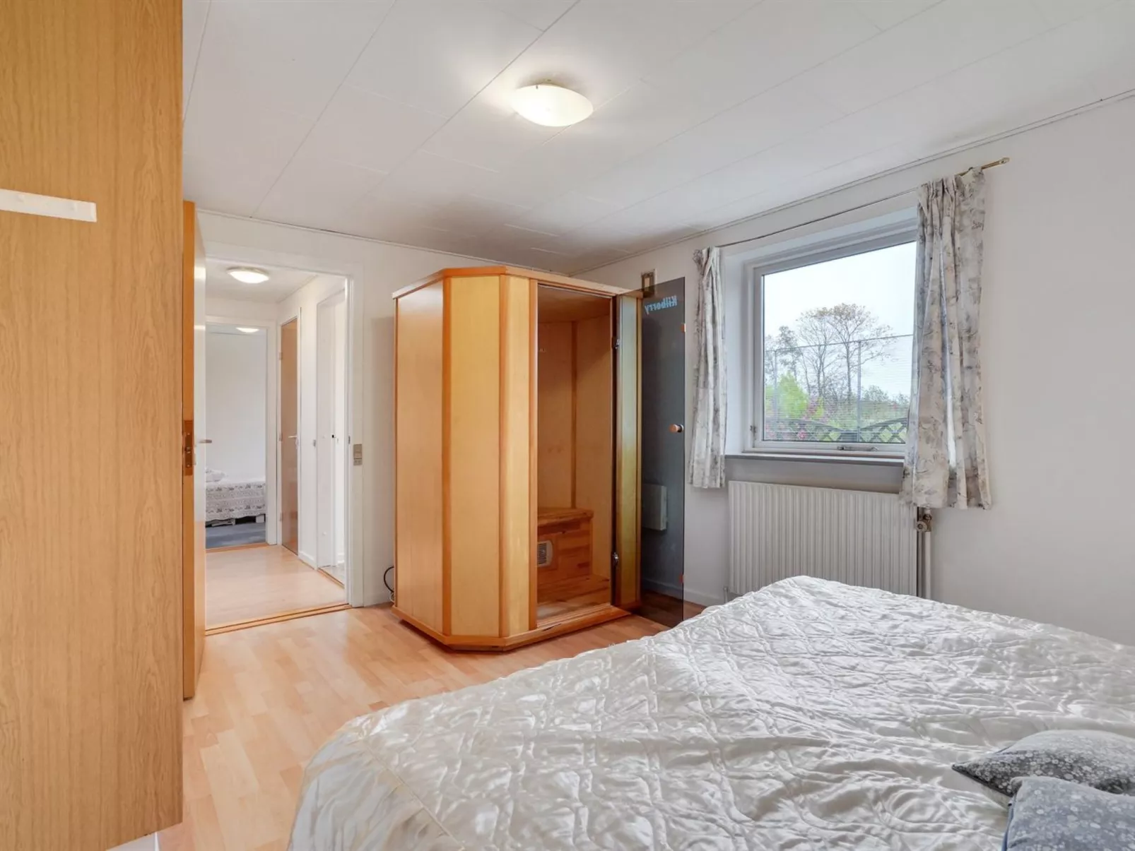 "Vogn" - 500m to the fjord-Inside