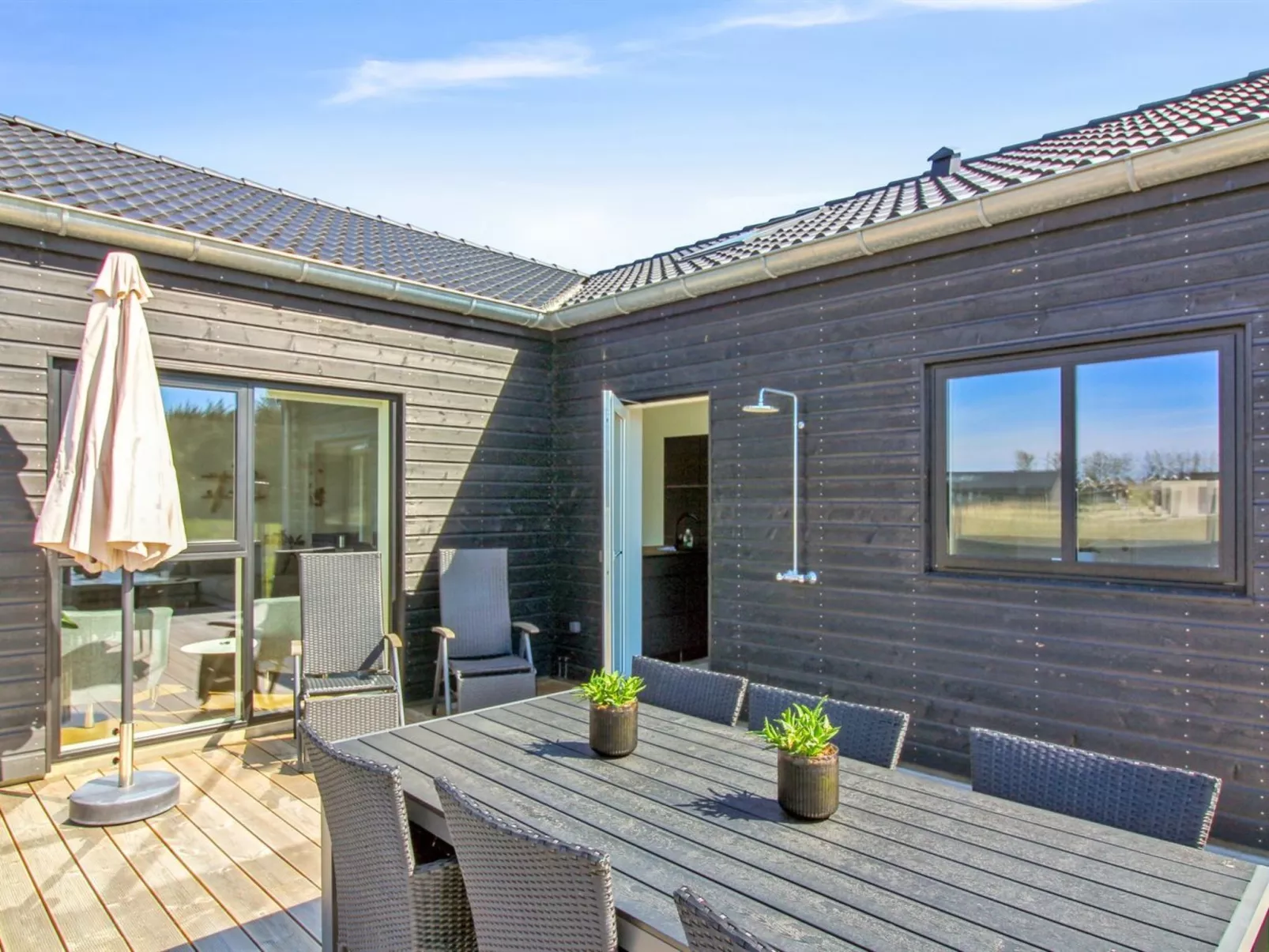 "Ambra" - 950m from the sea-Draußen