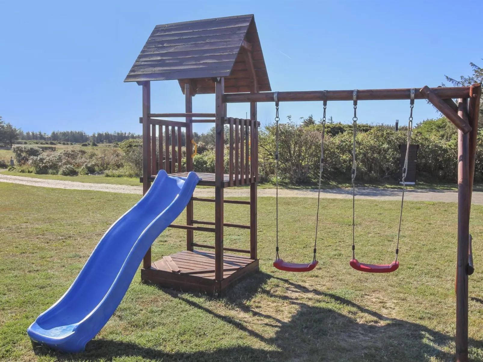 "Lothen" - 500m from the sea-Outside