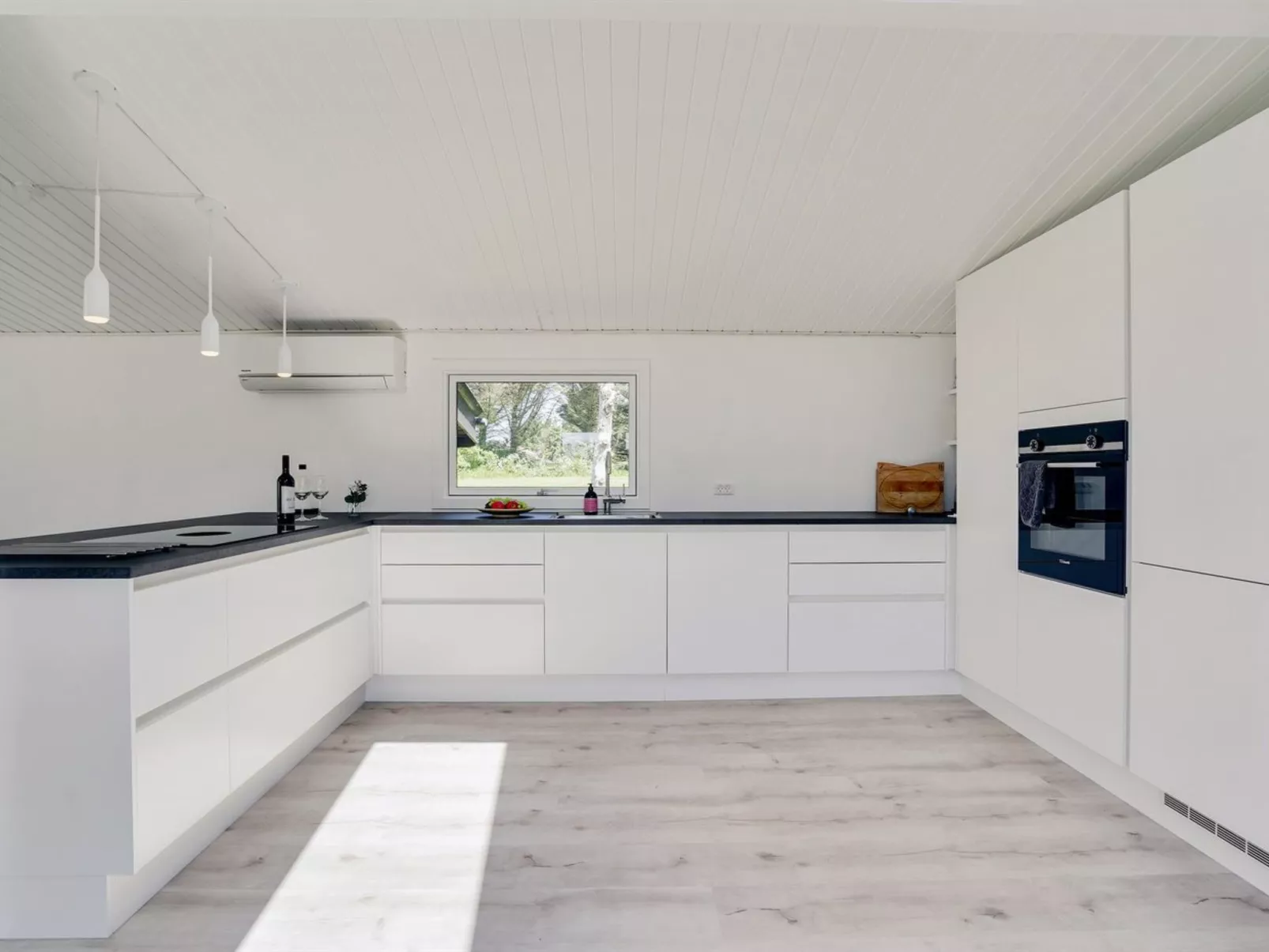 "Albert" - 340m from the sea-Inside