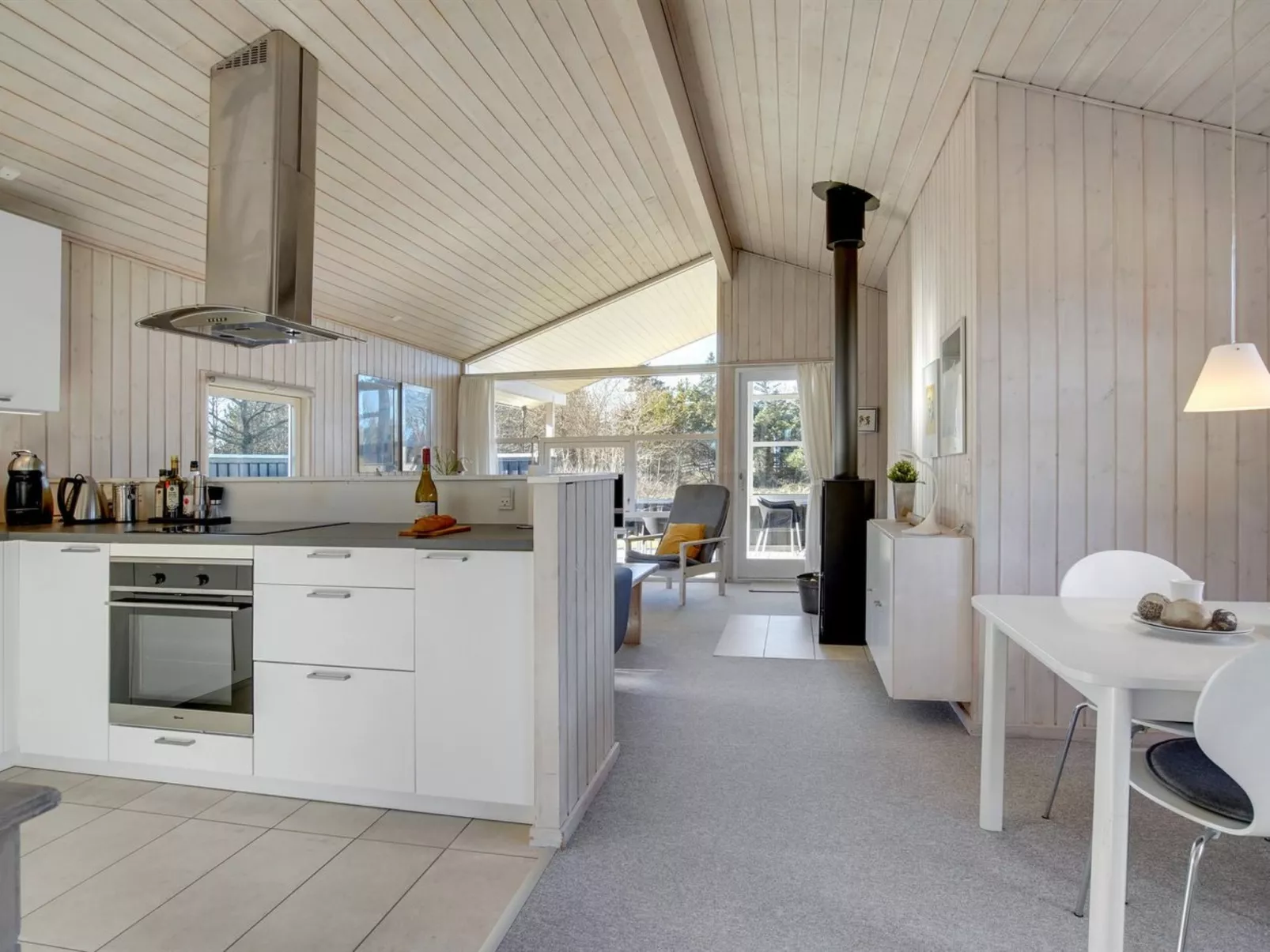 "Anahi" - 3km from the sea-Inside