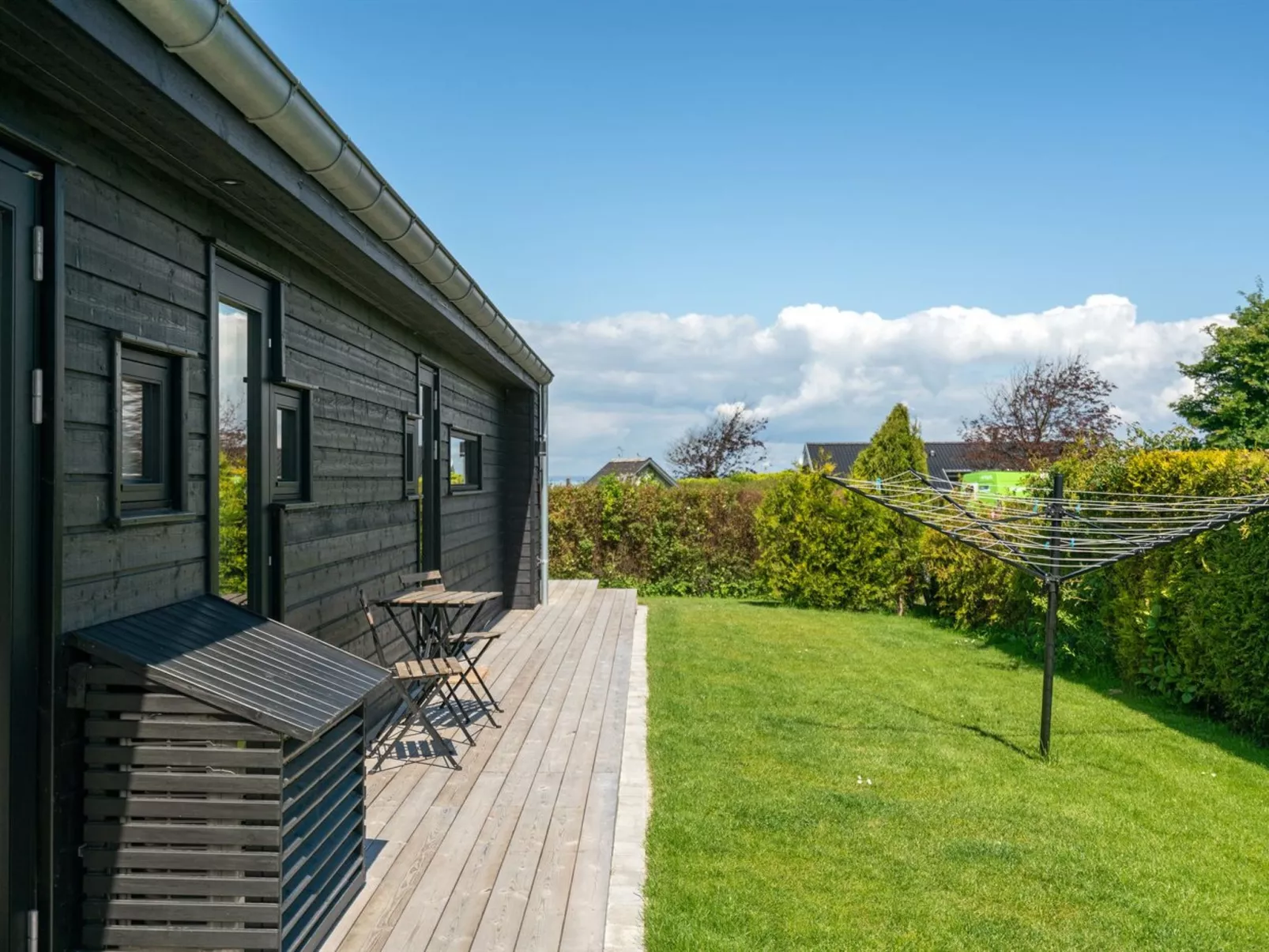 "Kjell" - 100m from the sea-Draußen