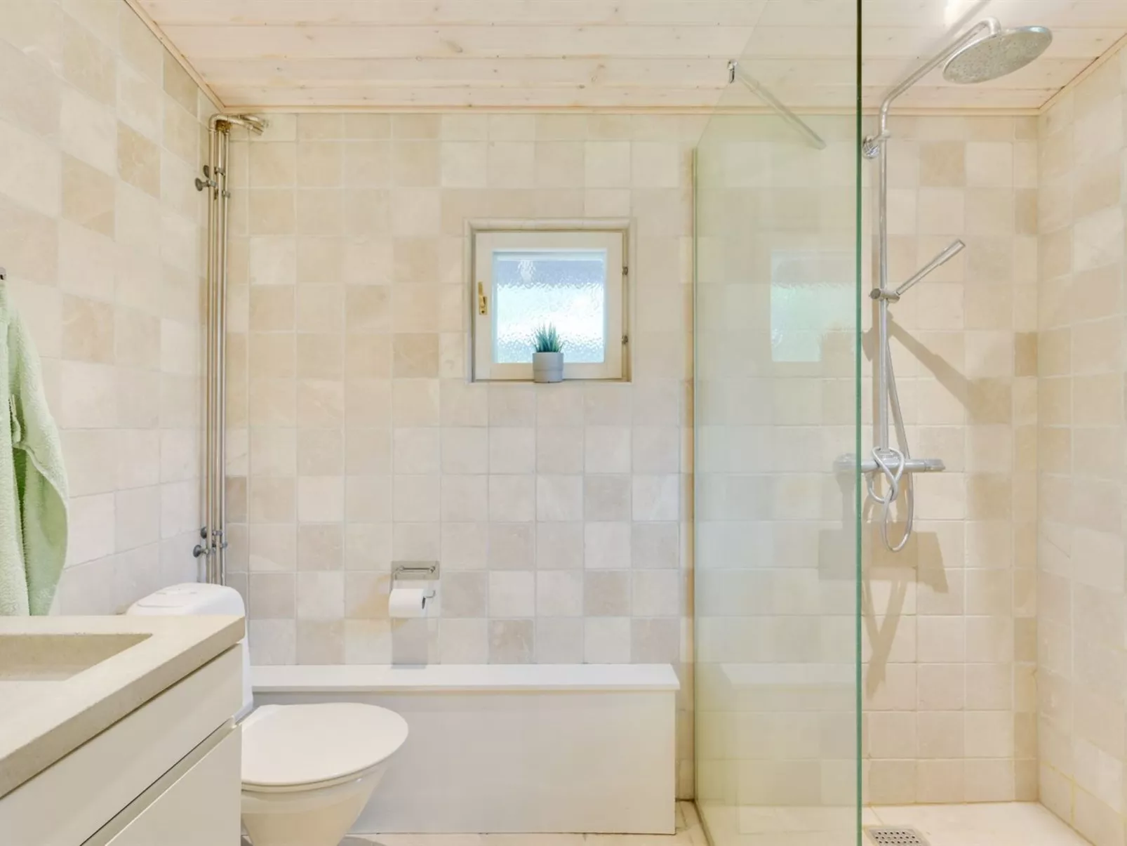 "Erika" - 250m from the sea-Inside