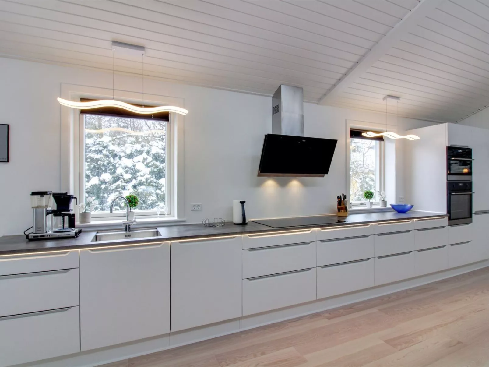 "Antigona" - 250m from the sea-Drinnen