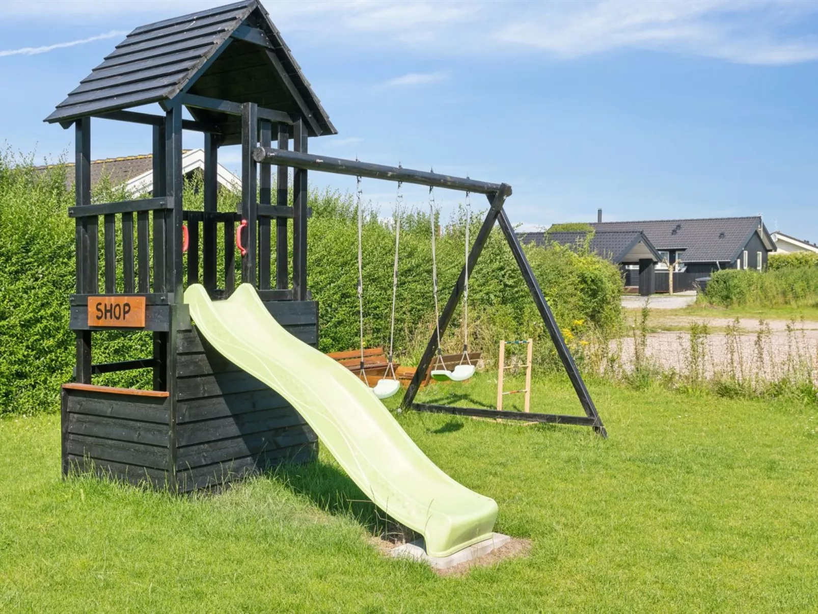 "Hasten" - 600m from the sea-Outside