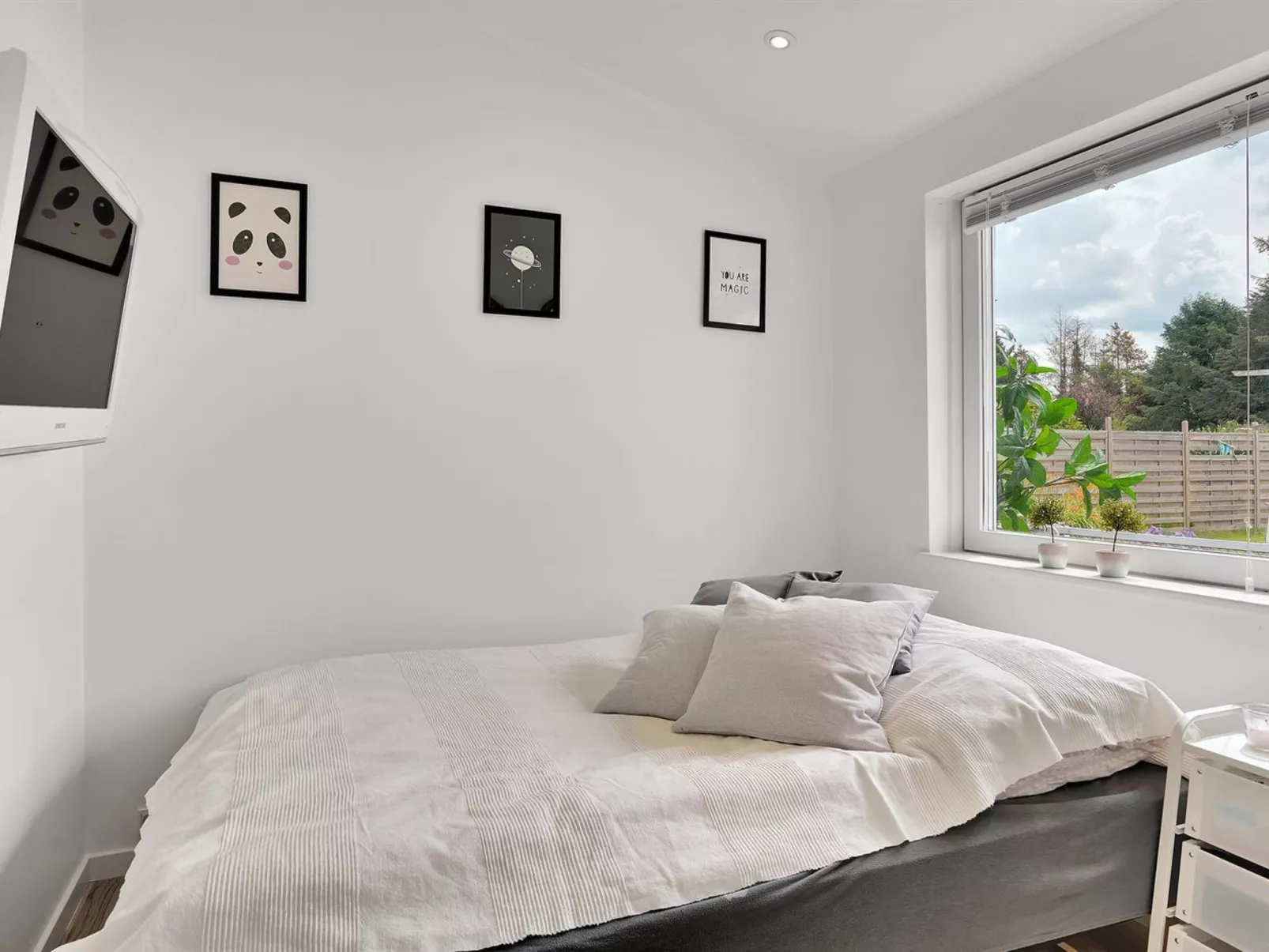 "Fentje" - 375m to the fjord-Inside