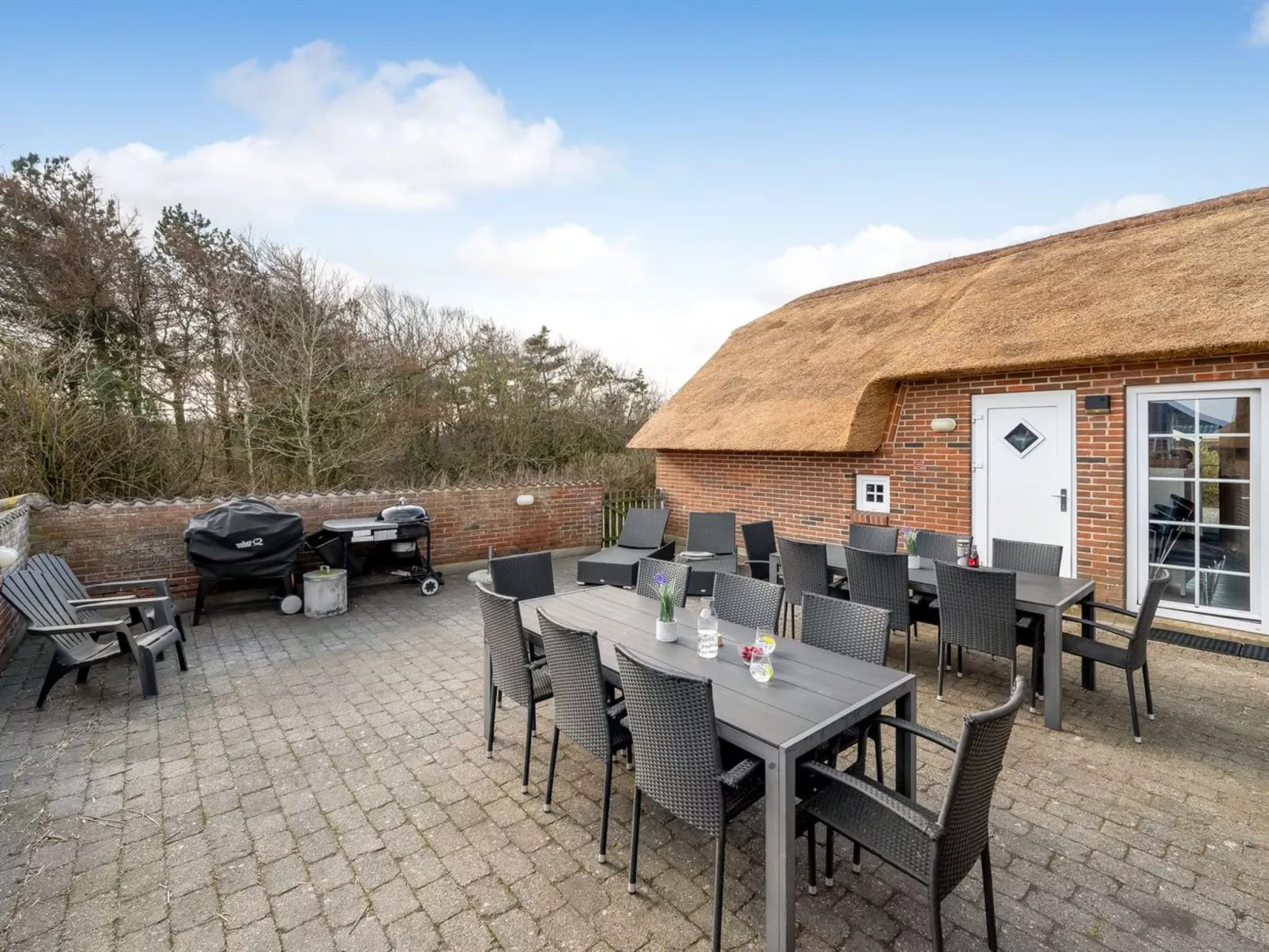 "Lemmikki" - 1.5km from the sea-Outside