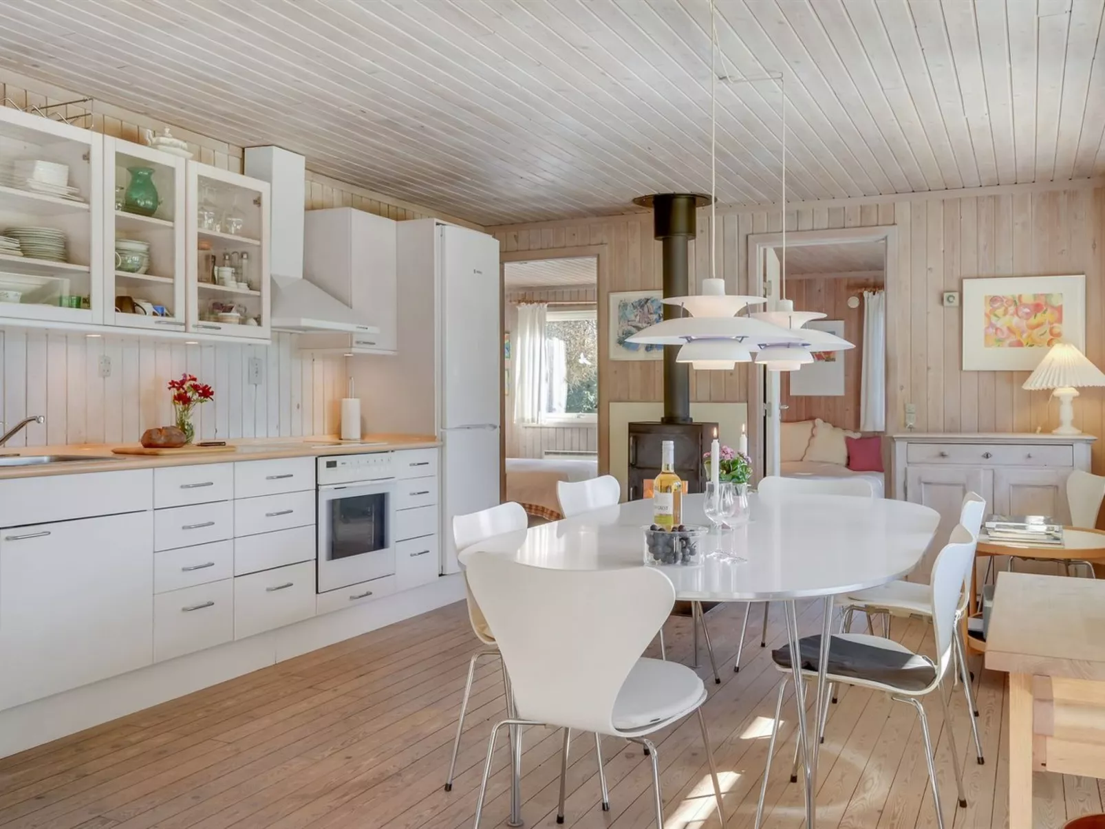 "Naira" - 1.8km from the sea-Inside