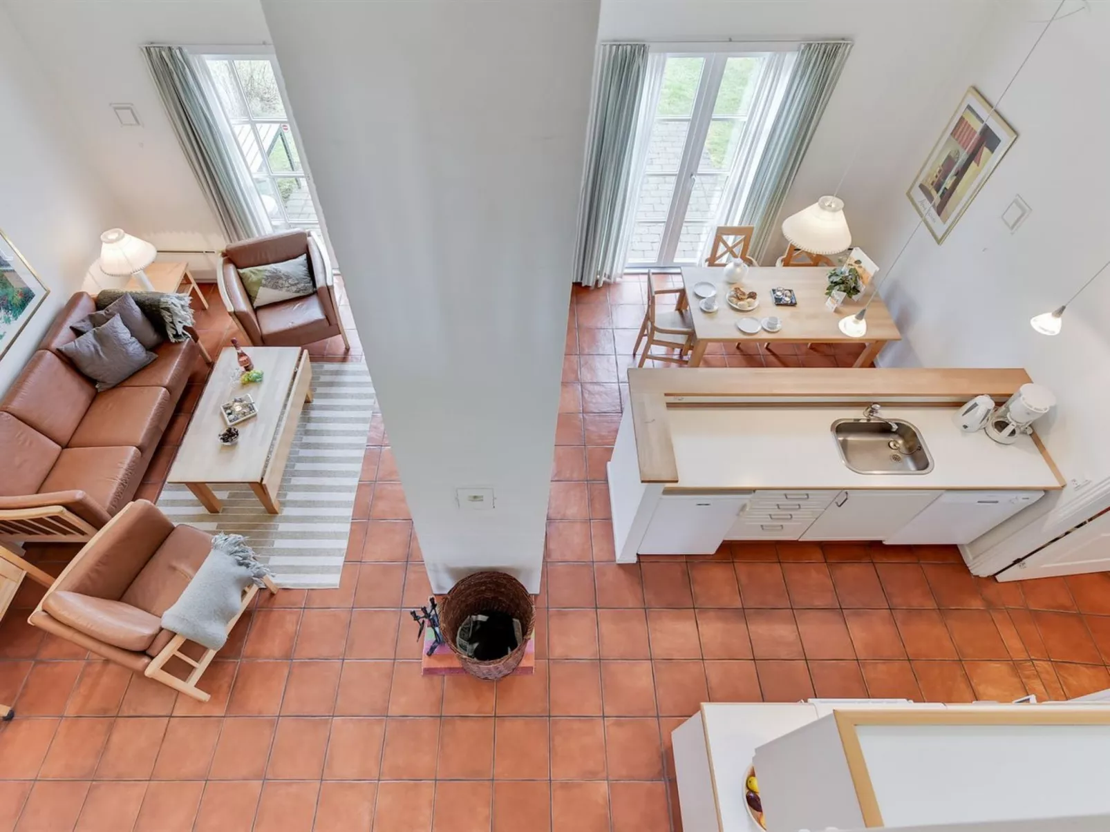 "Thoran" -  from the sea-Inside