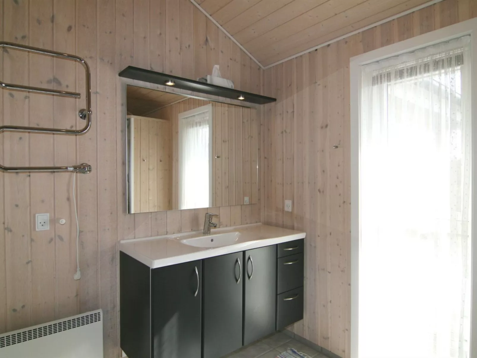 "Fransiske" - 800m from the sea-Drinnen