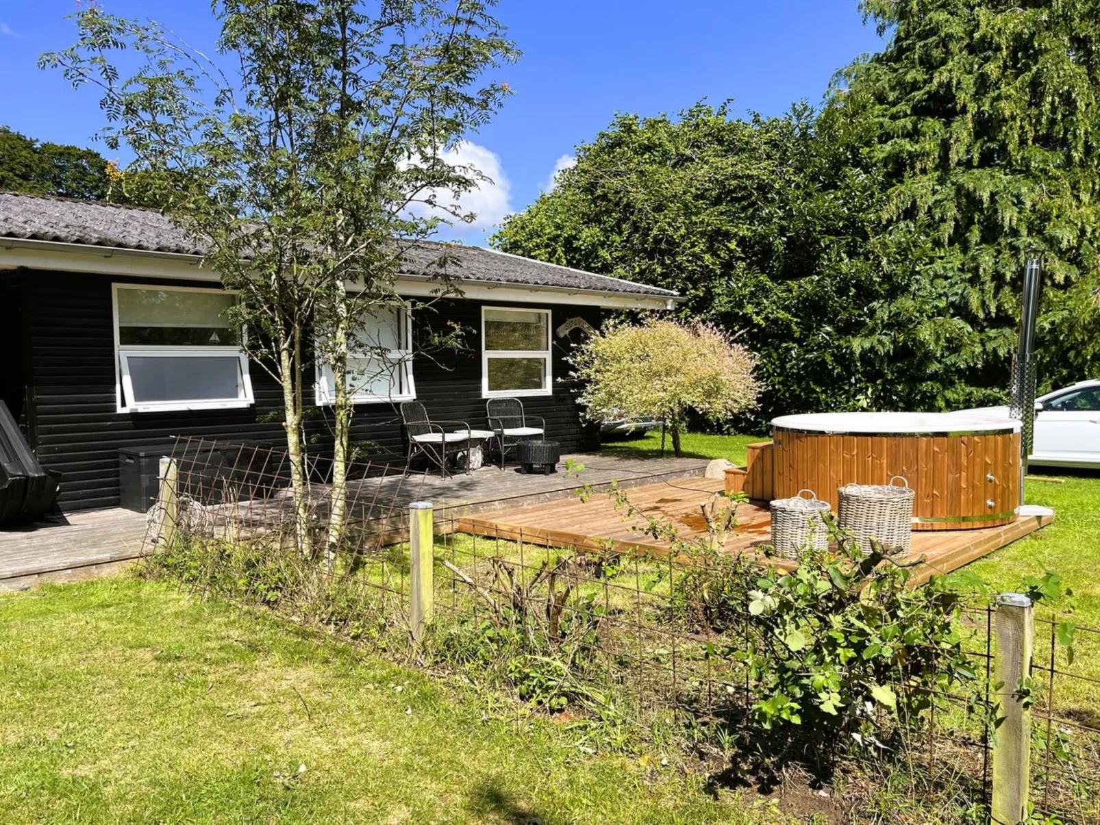 "Aksa" - 400m from the sea-Outside