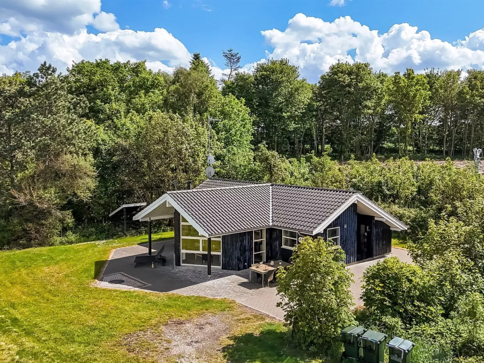 "Thorman" - 75m from the sea-Outside