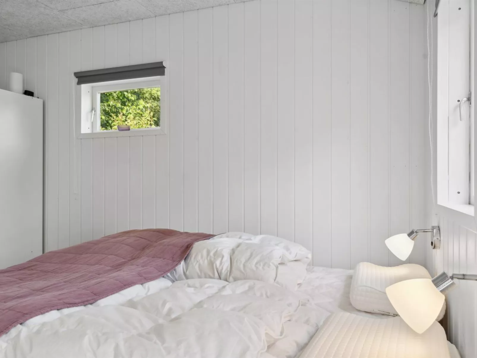 "Self" - 400m to the fjord-Inside