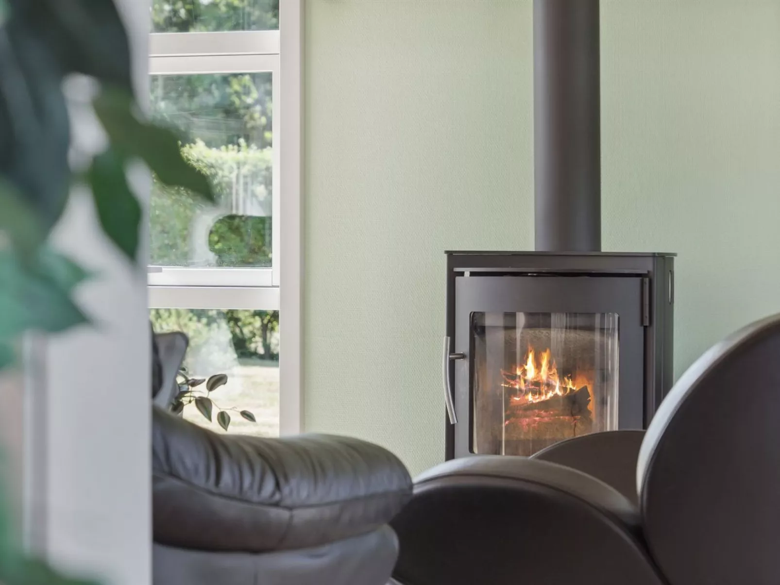 "Bertram" - 1.9km from the sea-Inside