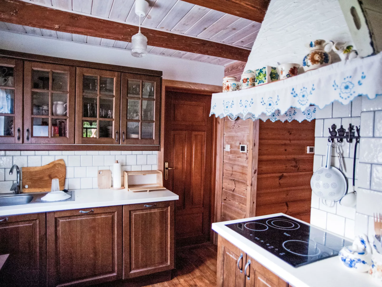 U Prababci Olgi-Drinnen