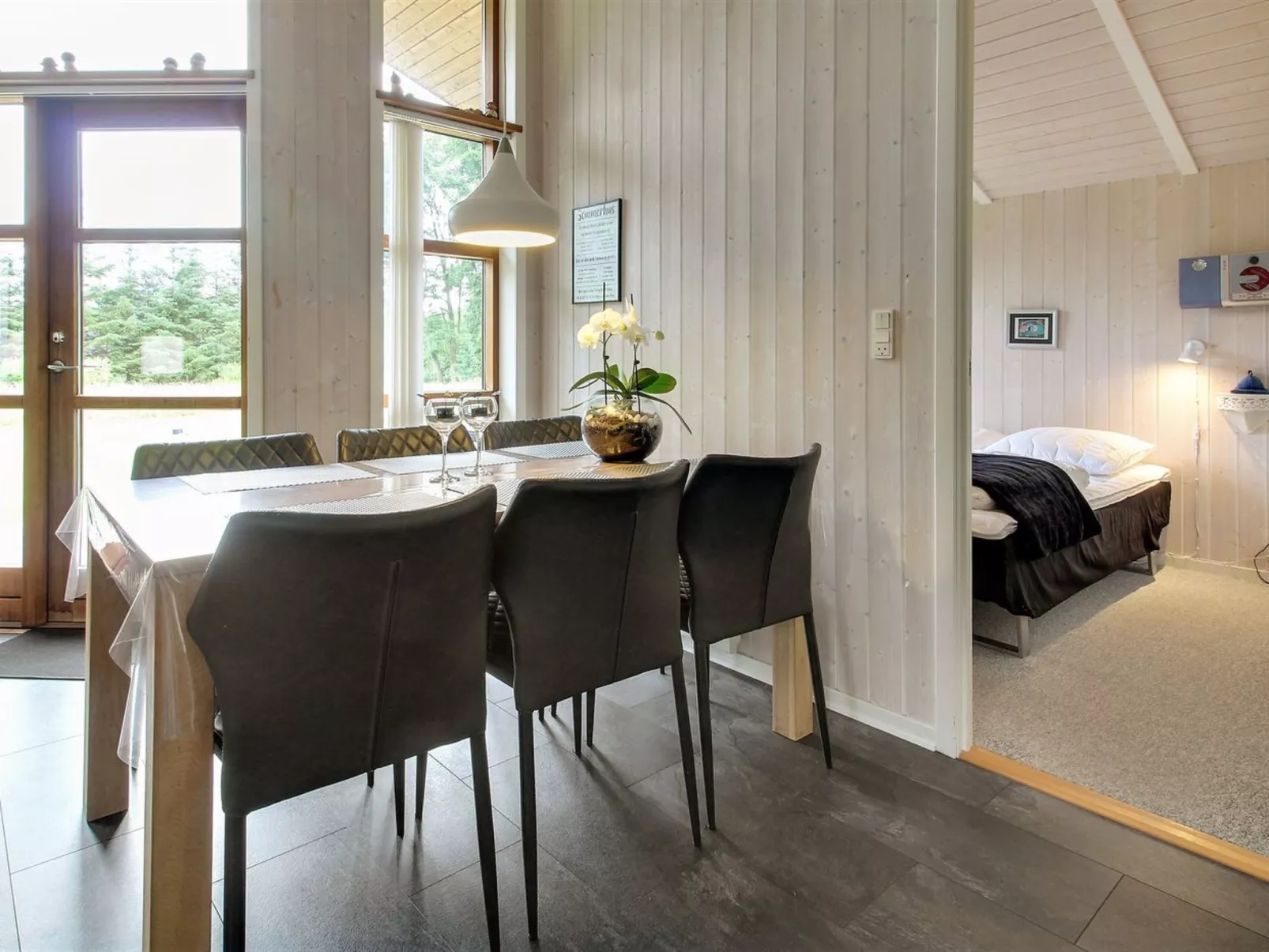 "Arvi" - 30km from the sea-Inside