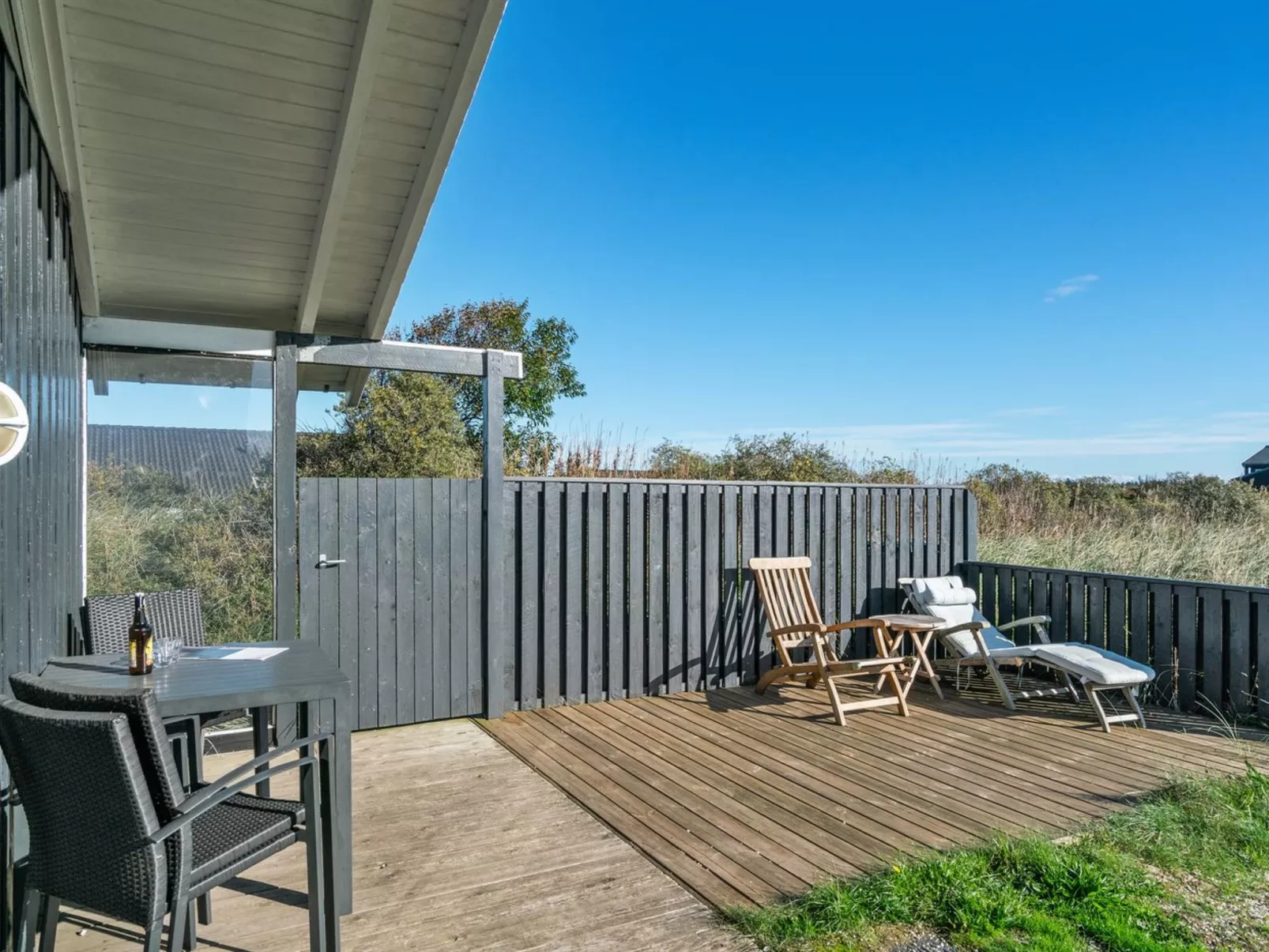 "Bothilda" - 660m from the sea-Outside