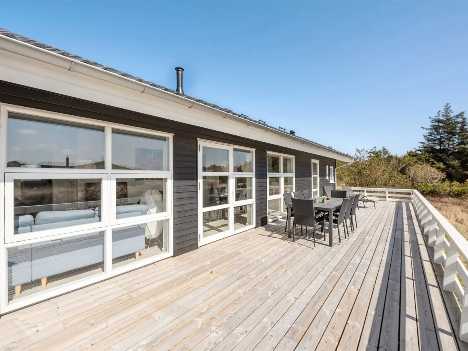 "Karen" - 900m from the sea-Draußen