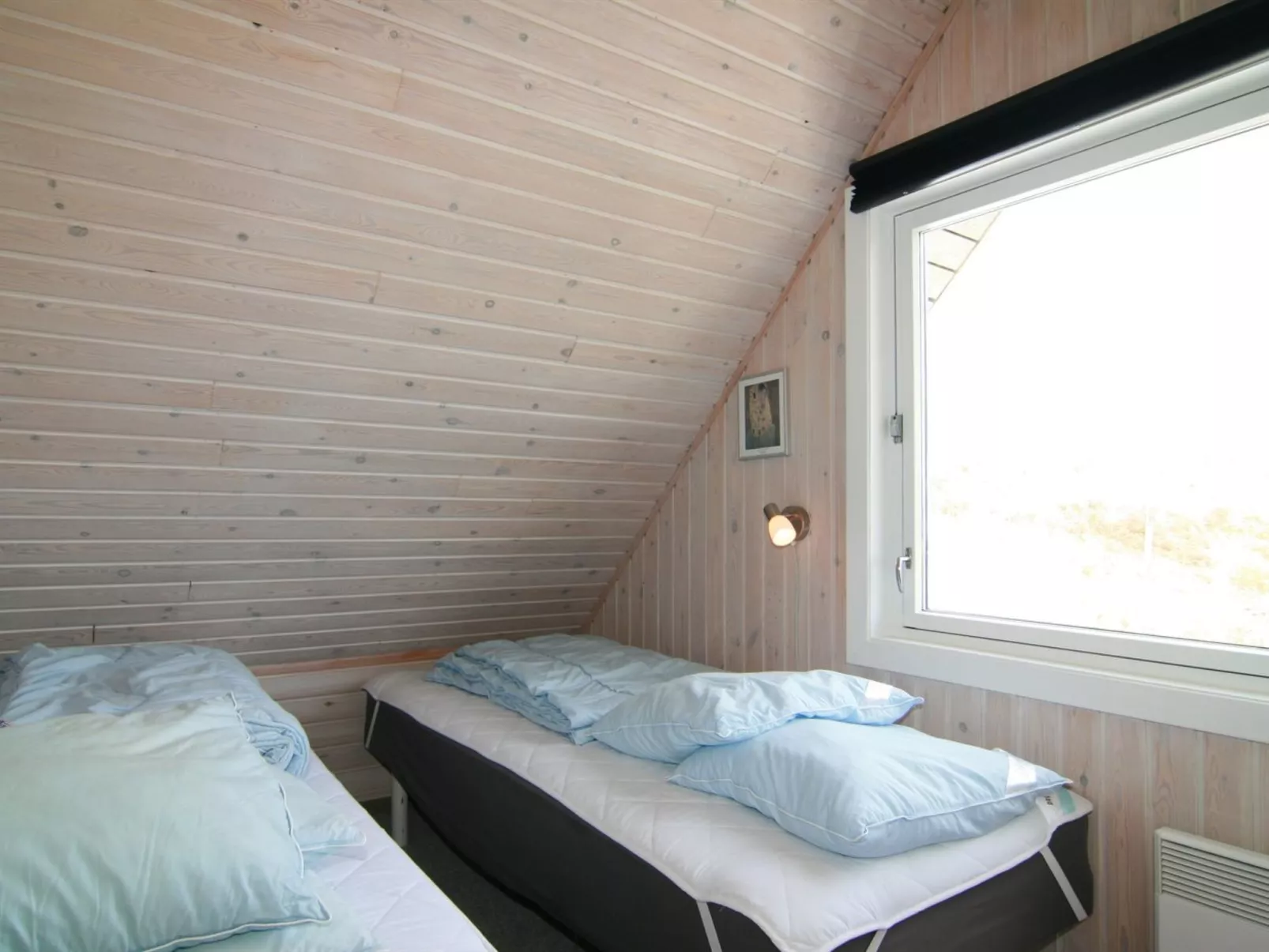 "Sys" - 500m from the sea-Inside