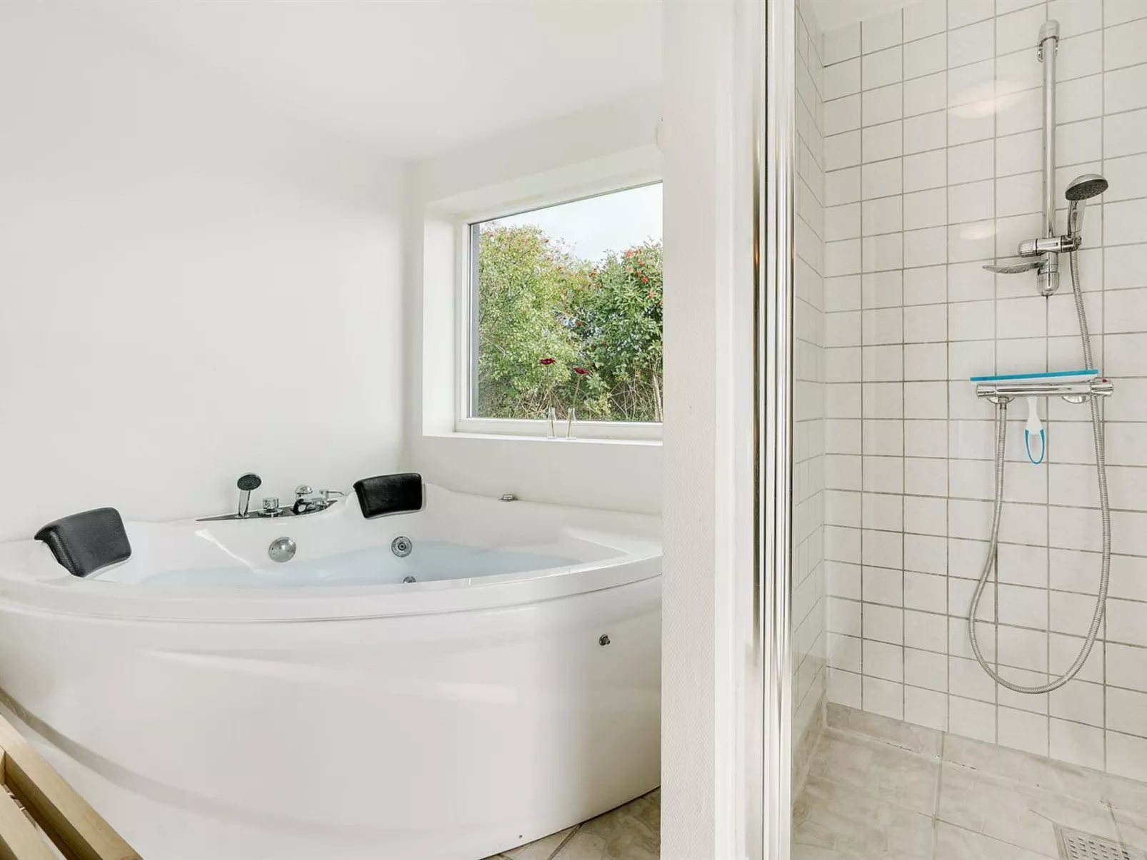 "Toralf" - 3.5km from the sea-Drinnen