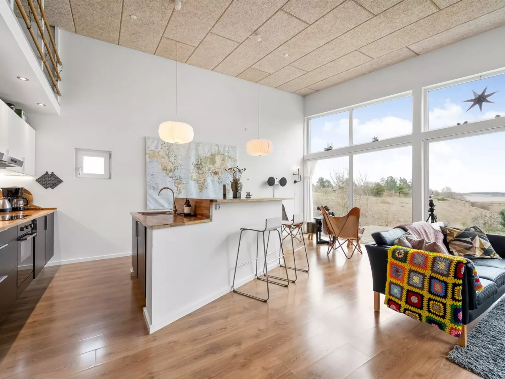 "Tenna" - 250m to the fjord-Inside