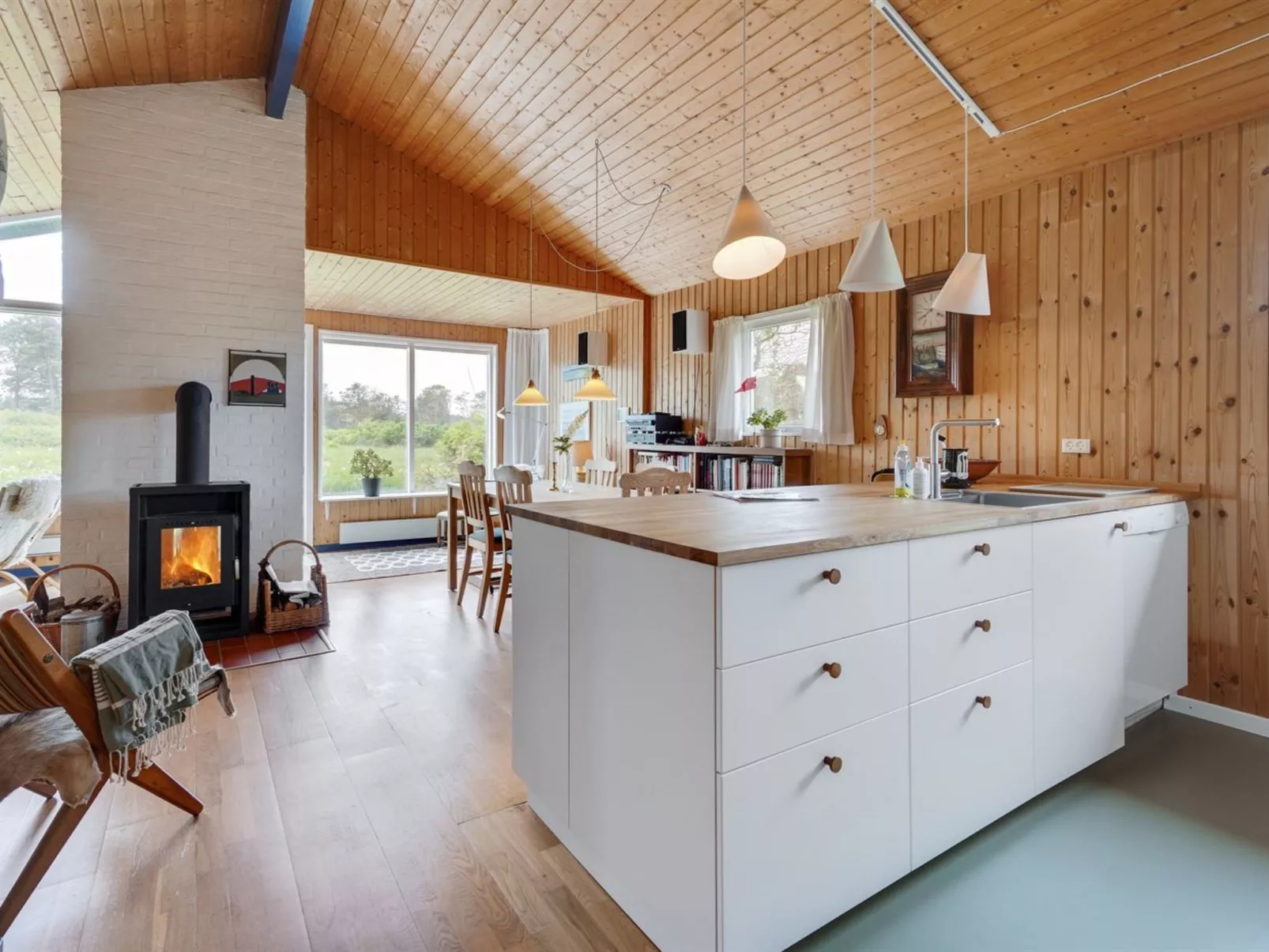 "Øgrim" - 204m from the sea-Inside