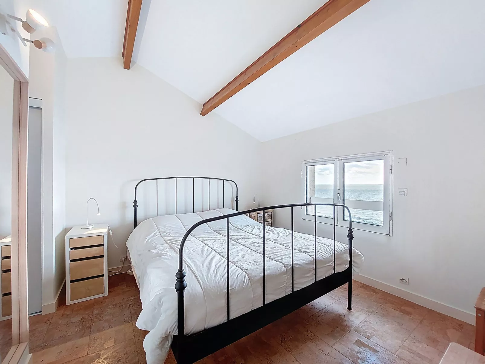 La Grande Côte-Inside