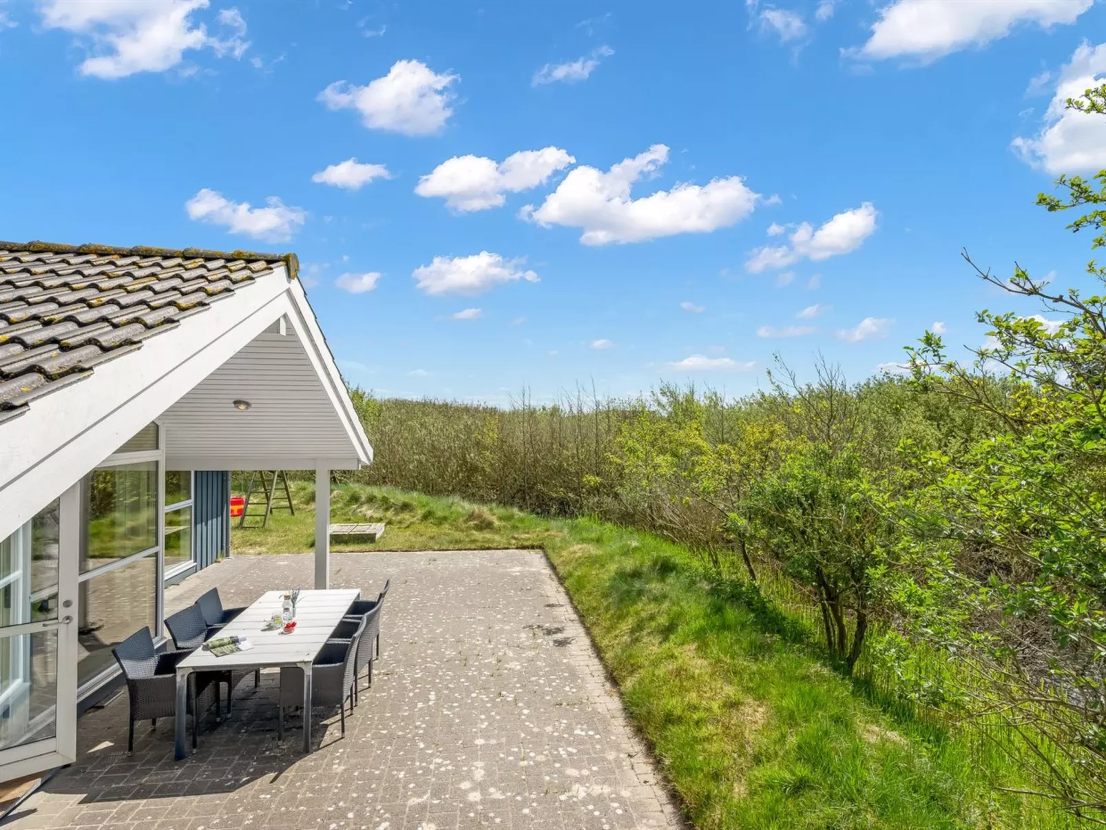 "Dagny" - 300m from the sea-Outside