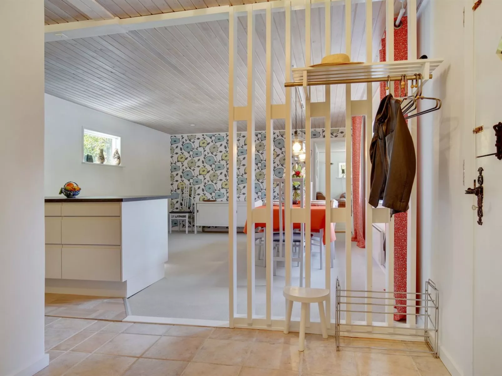 "Gorm" - 300m from the sea-Inside