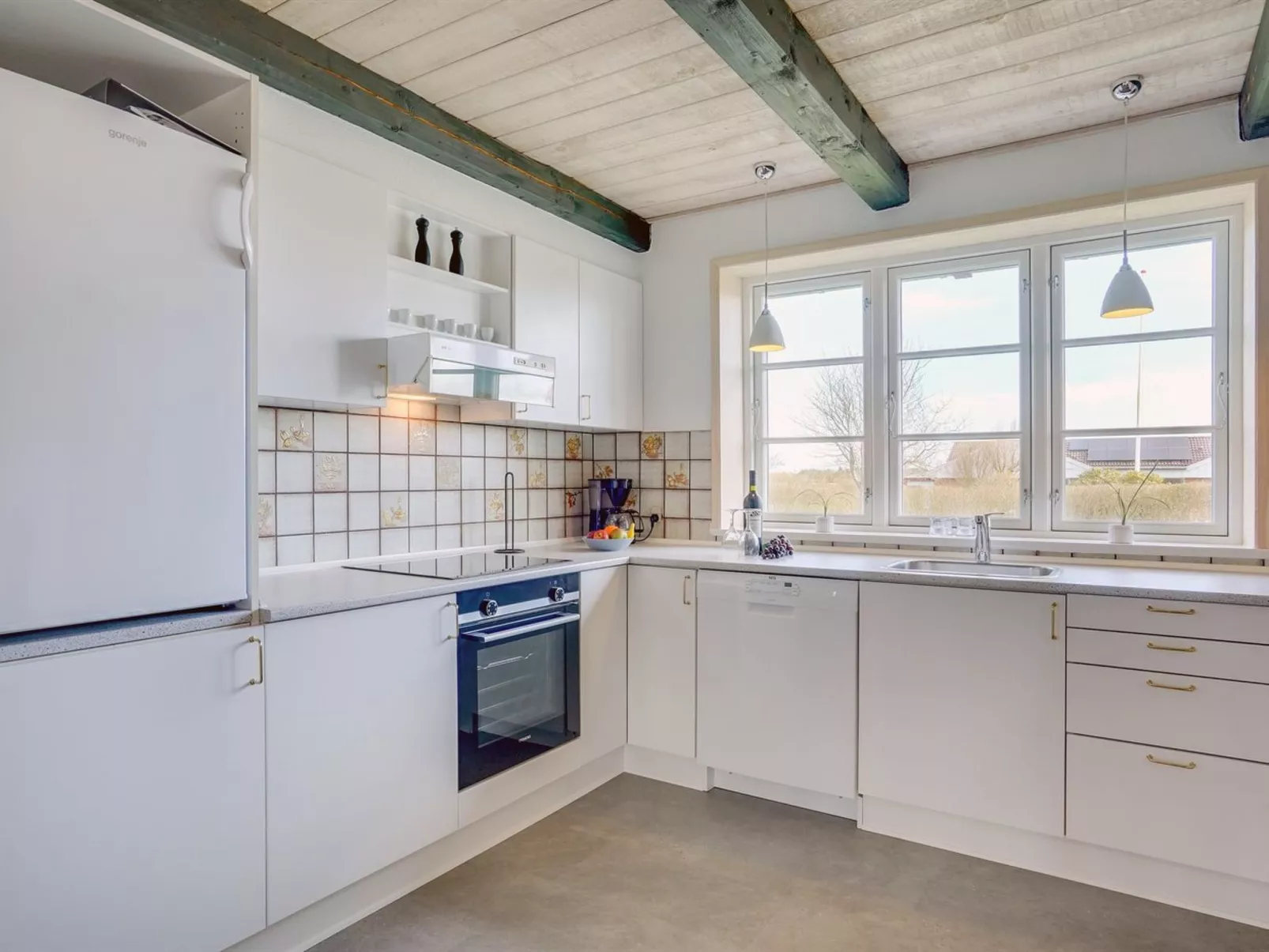 "Nita" - 24km from the sea-Drinnen