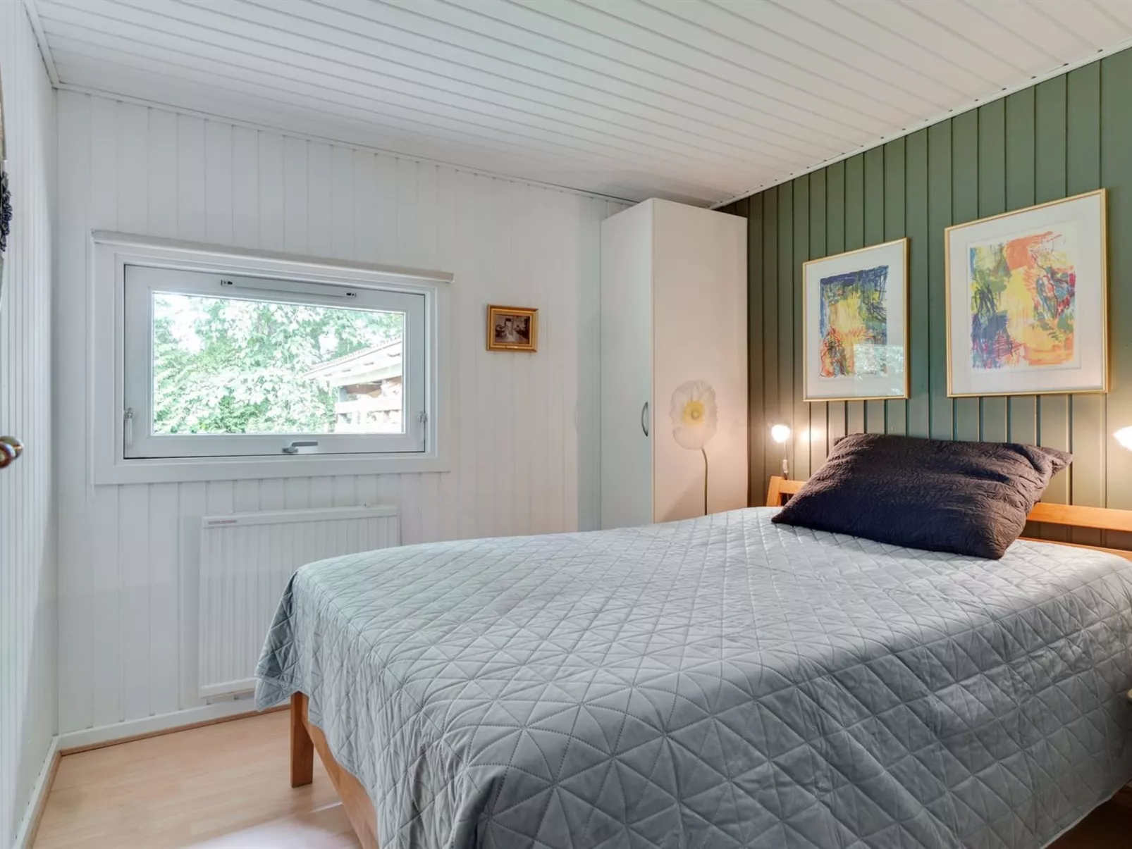 "Maiken" - 1.5km from the sea-Dedans