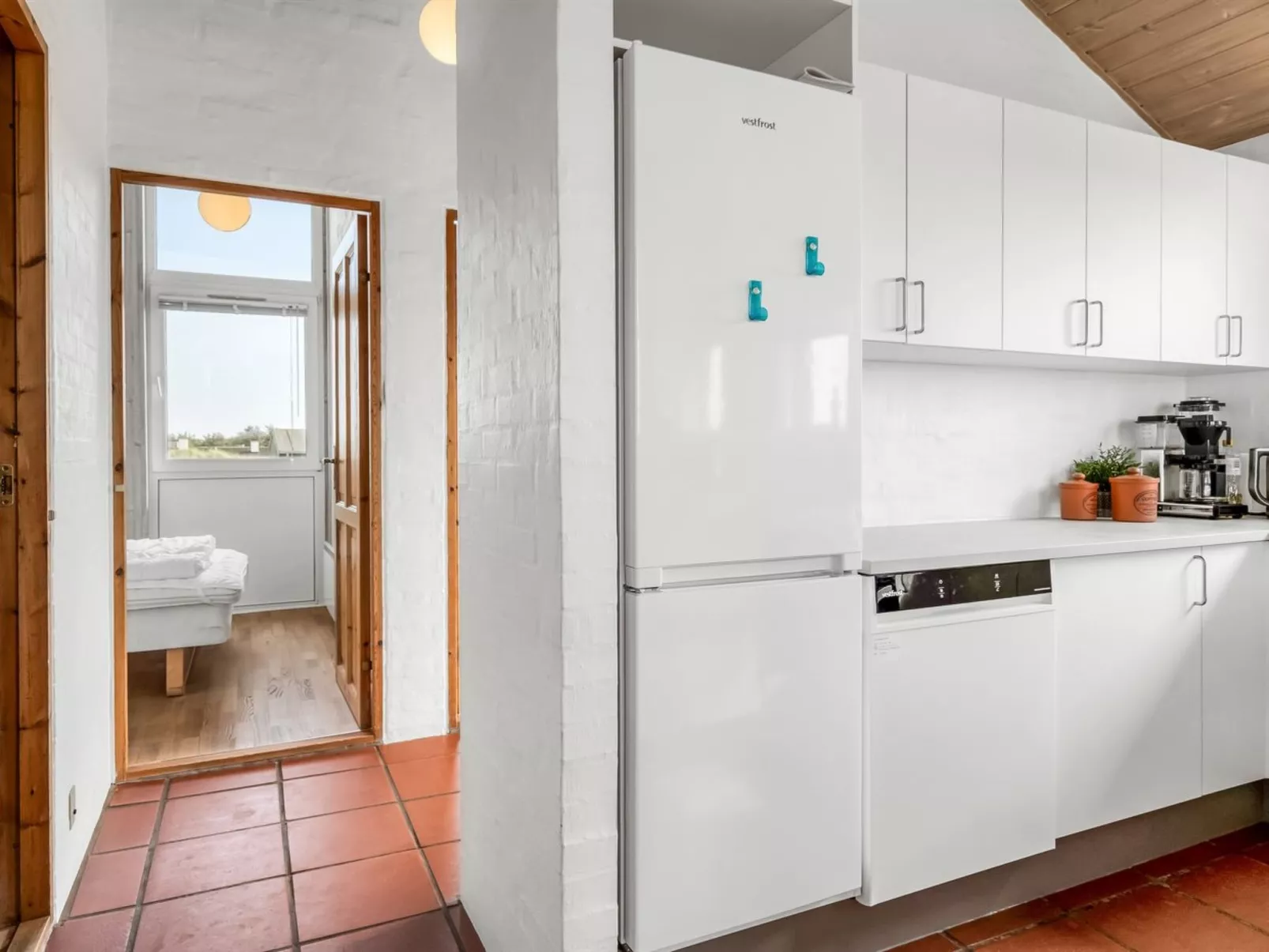 "Broder" - 150m from the sea-Dedans