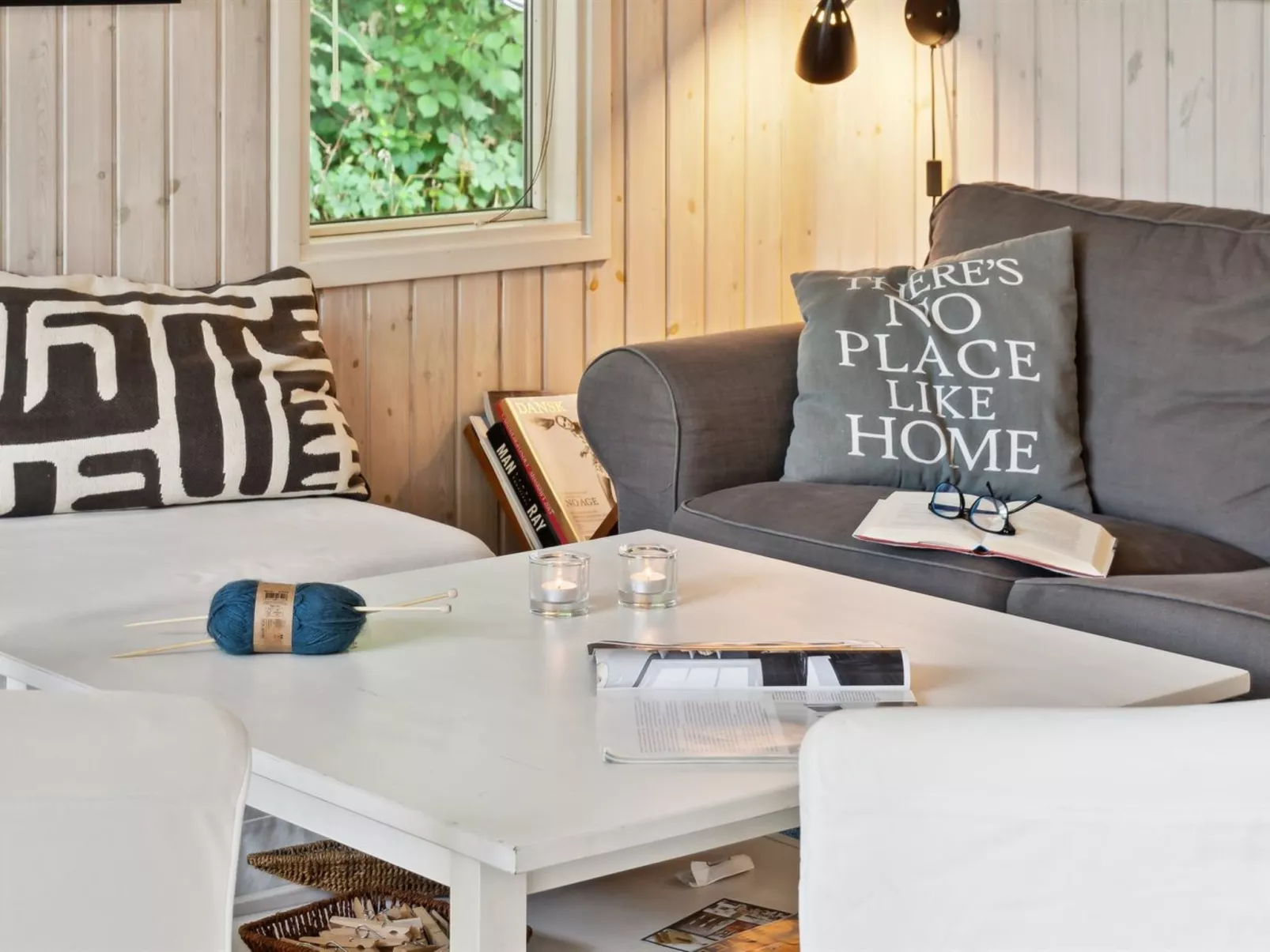 "Batsha" - 350m from the sea-Drinnen