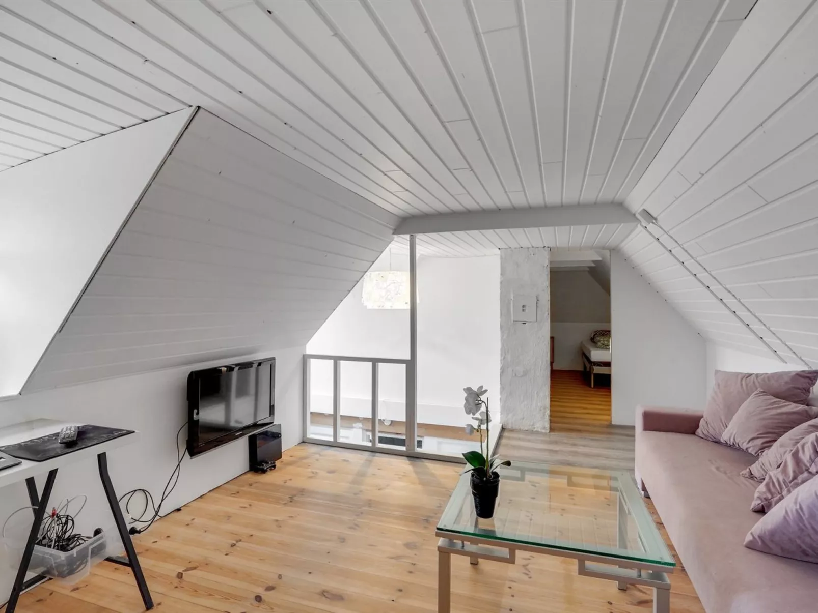 "Aughe" - 25km from the sea-Drinnen