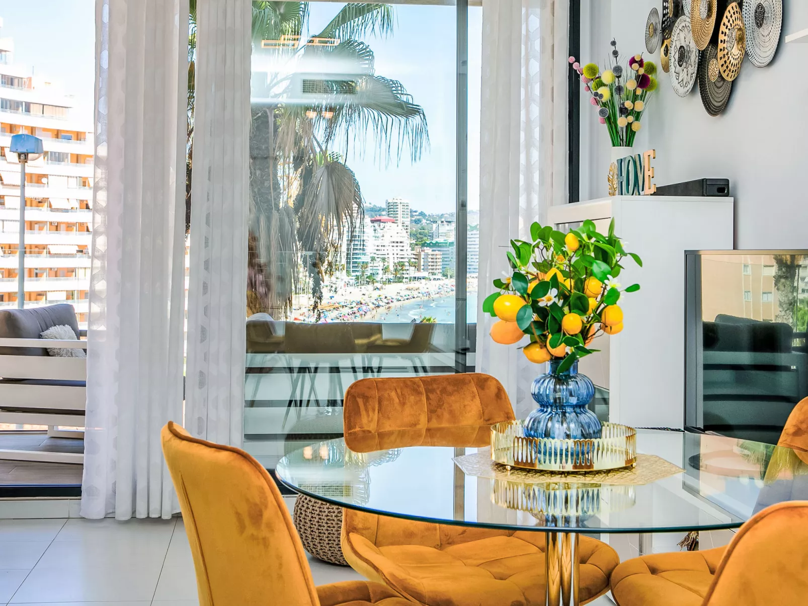 Calpe Beach II-Inside