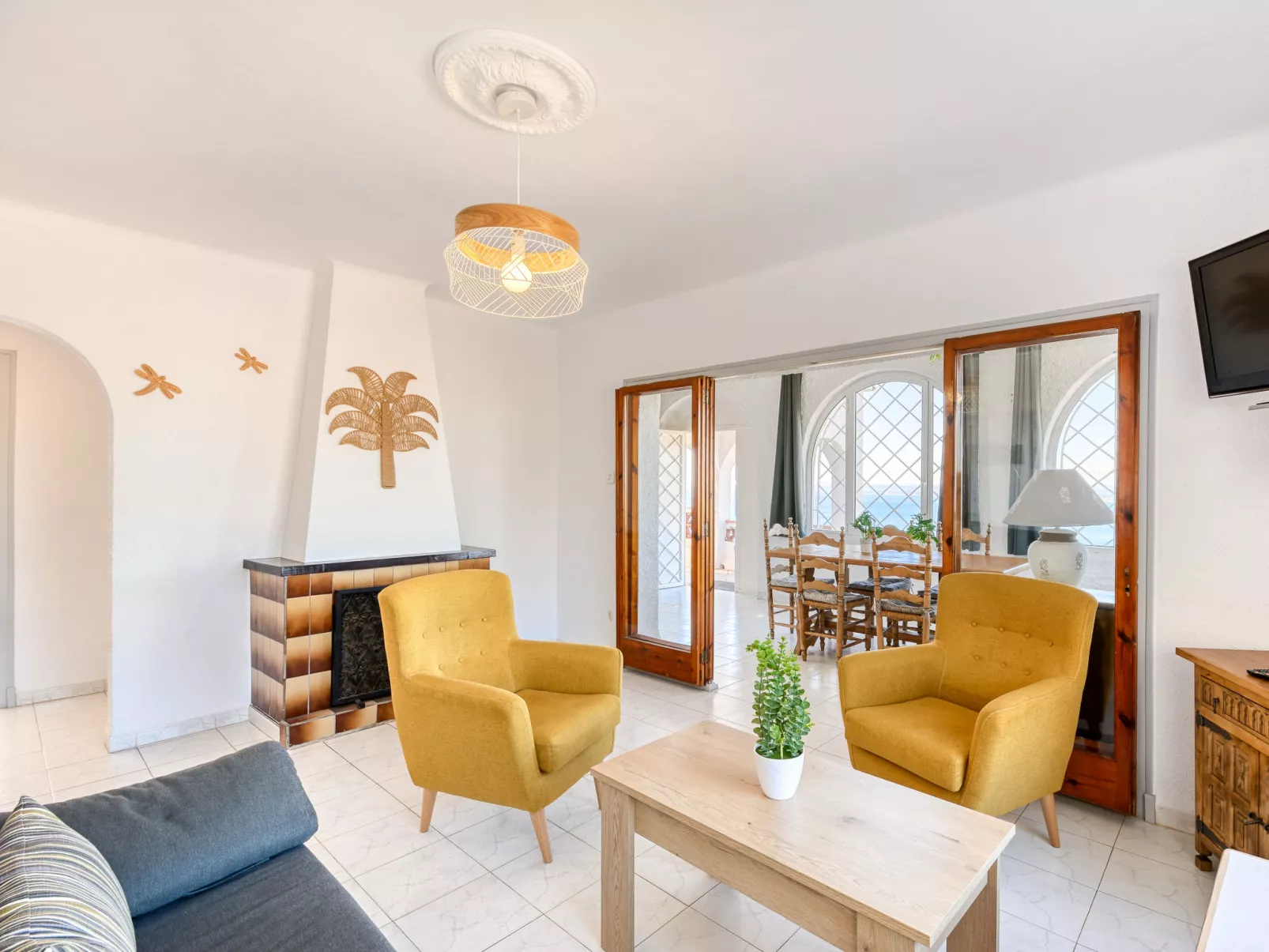 Villa Cecilia-Inside