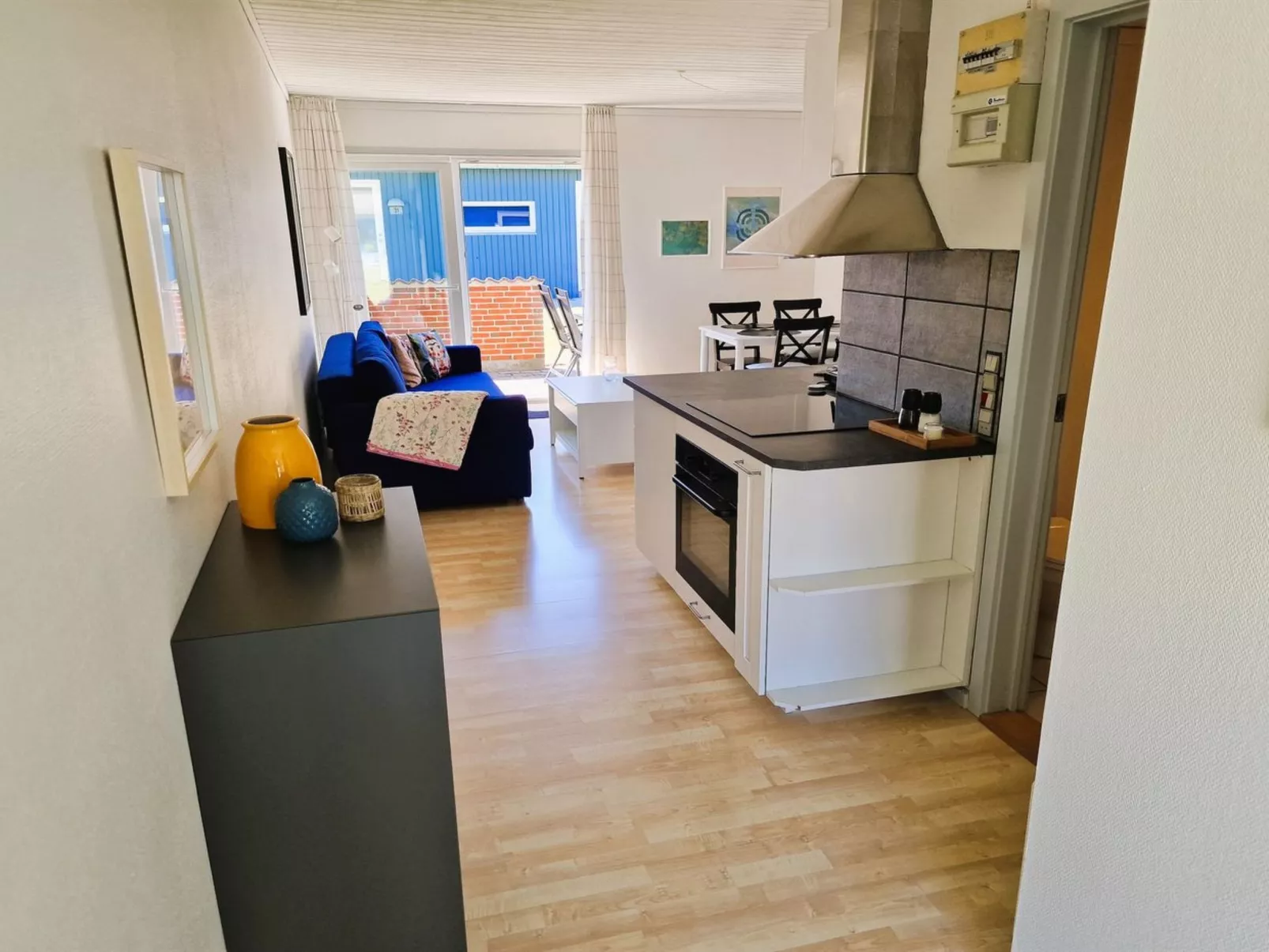 "Emira" - 50m from the sea-Inside