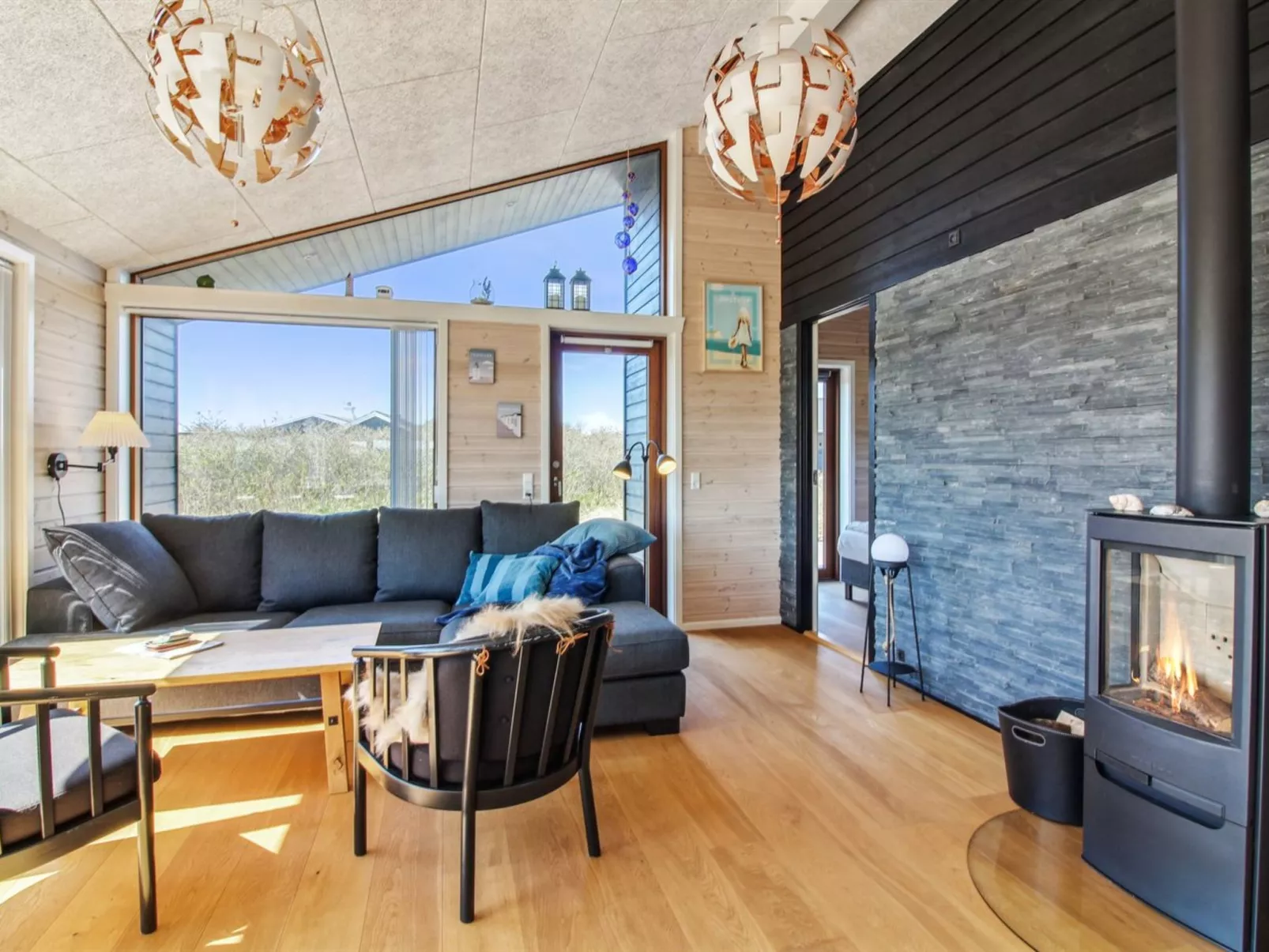 "Tuire" - 250m from the sea-Drinnen