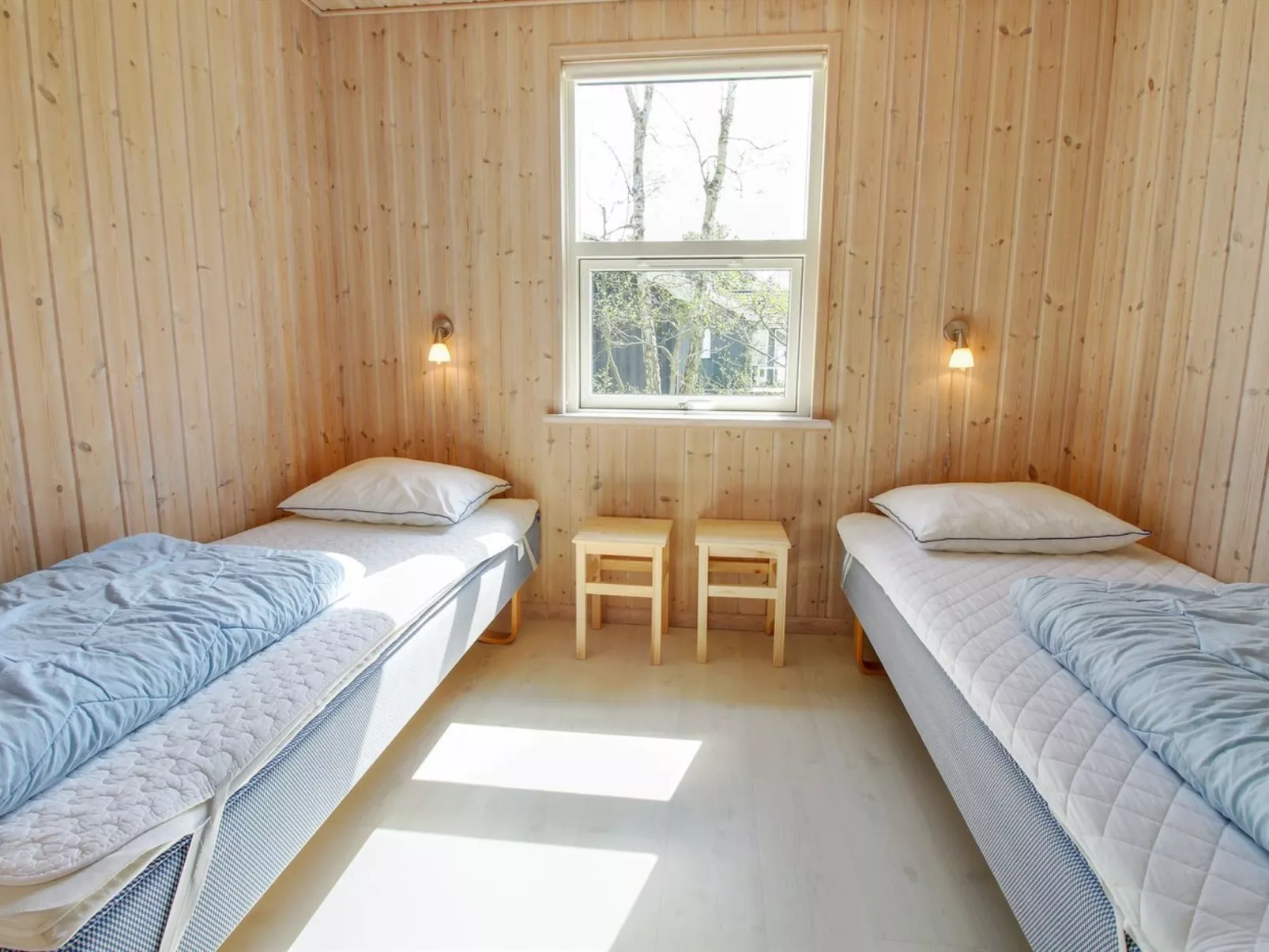 "Börje" - 600m from the sea-Drinnen